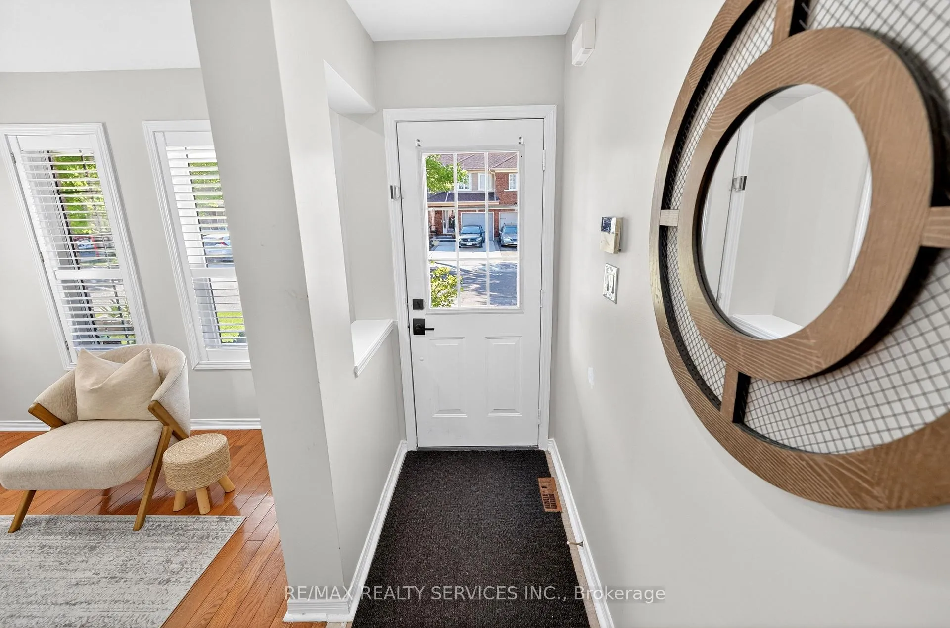 Photo 5 of 96 Tideland Drive, Brampton, Fletcher's Meadow — HOMEH