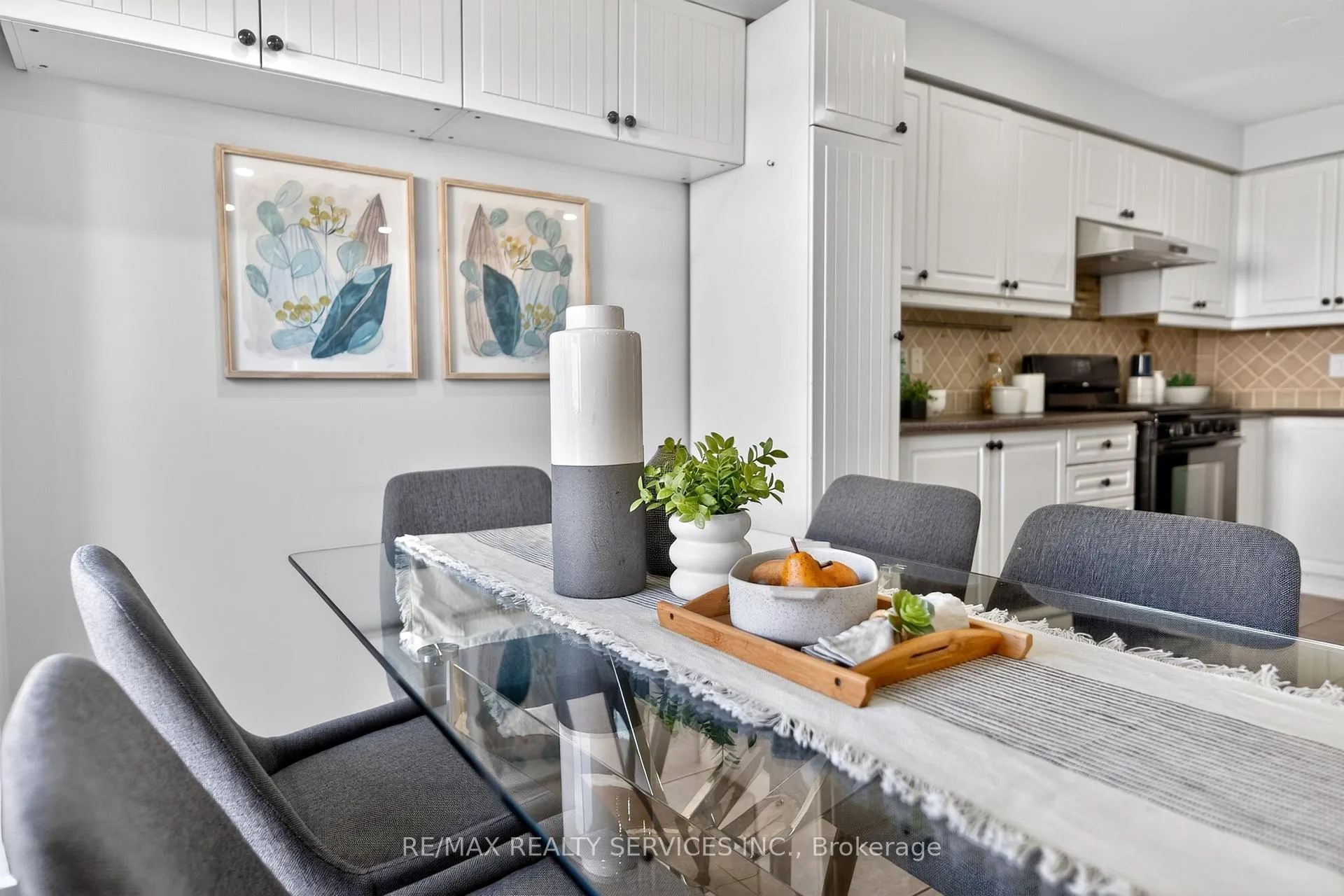 Photo 17 of 96 Tideland Drive, Brampton, Fletcher's Meadow — HOMEH