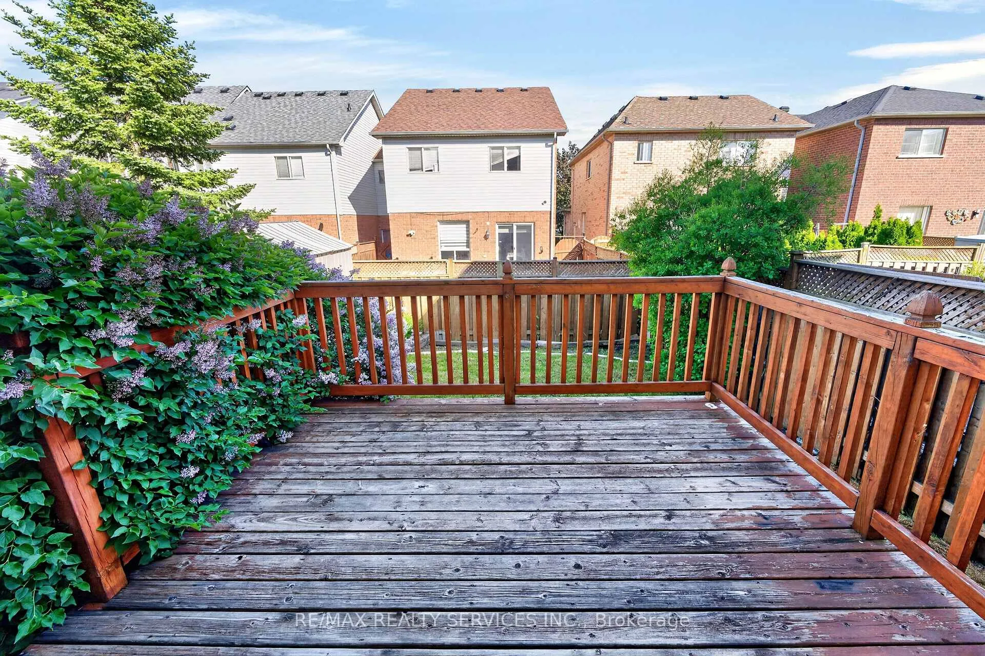 Photo 44 of 96 Tideland Drive, Brampton, Fletcher's Meadow — HOMEH