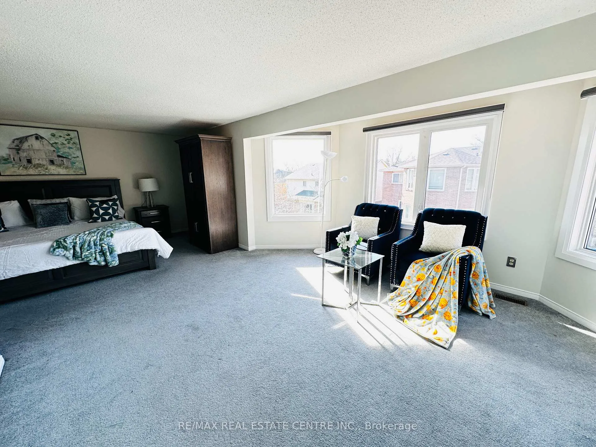 Photo 27 of 34 Smithers Crescent, Brampton, Brampton South — HOMEH