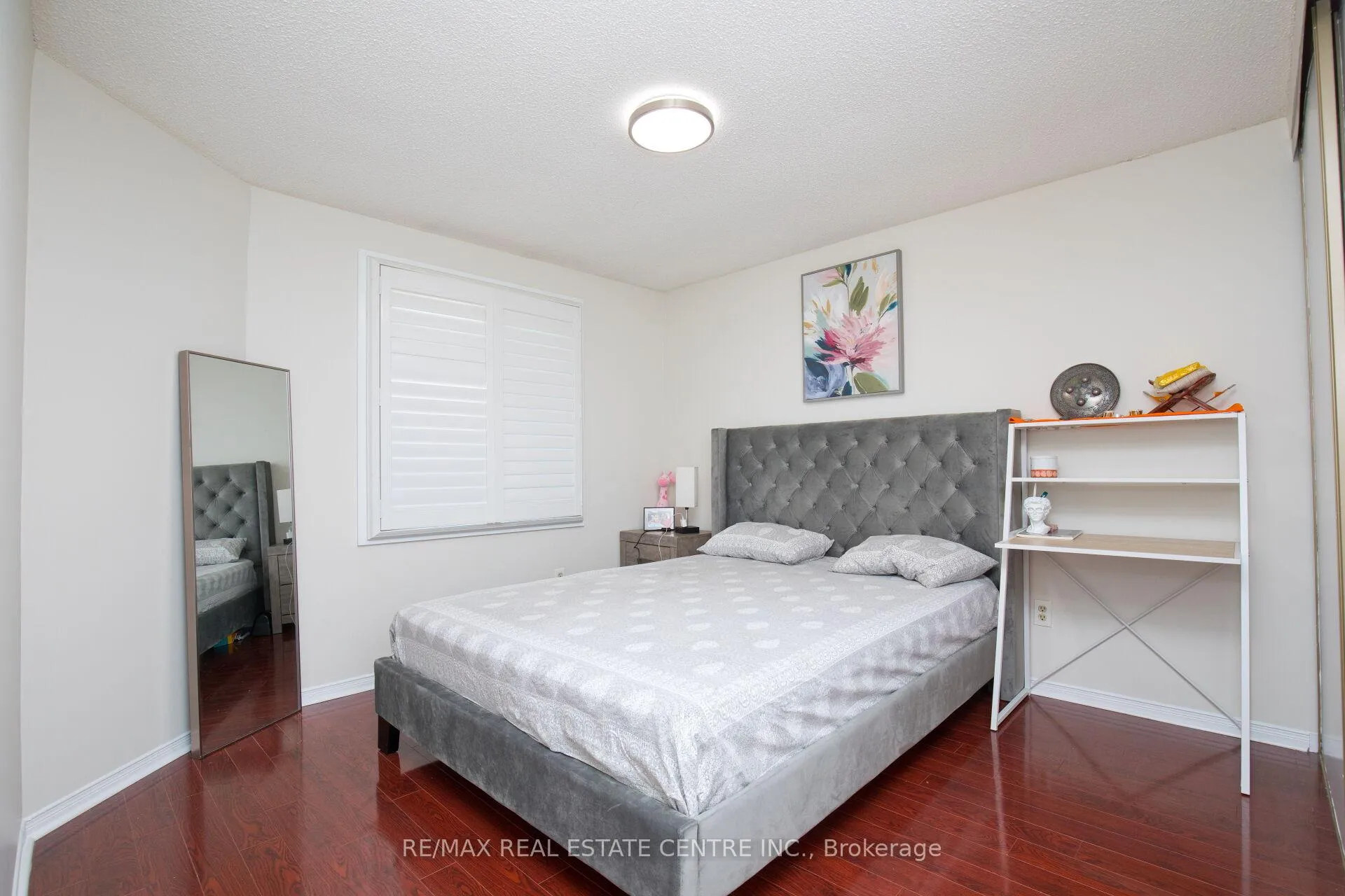 Photo 35 of 34 Smithers Crescent, Brampton, Brampton South — HOMEH