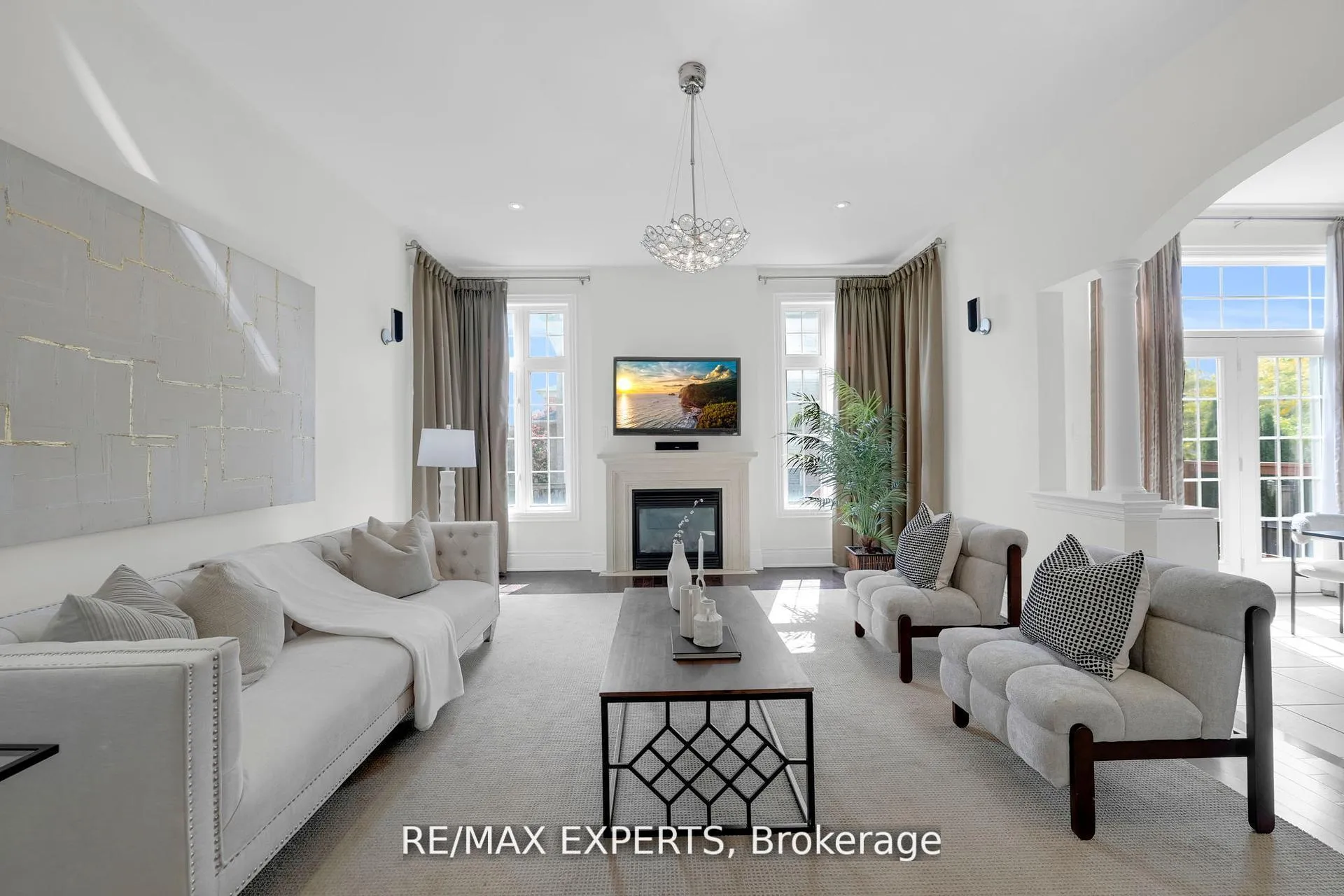 Photo 22 of 134 Orleans Circle, Vaughan, Vellore Village — HOMEH