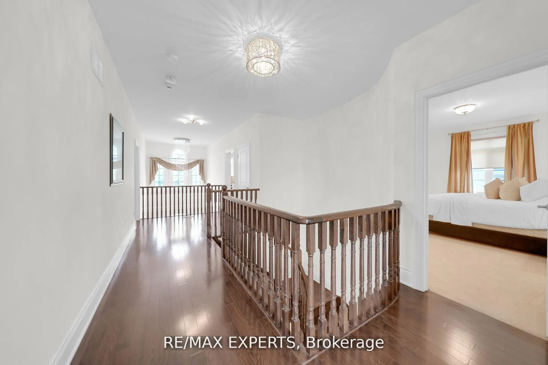 Photo 29 of 134 Orleans Circle, Vaughan, Vellore Village — HOMEH