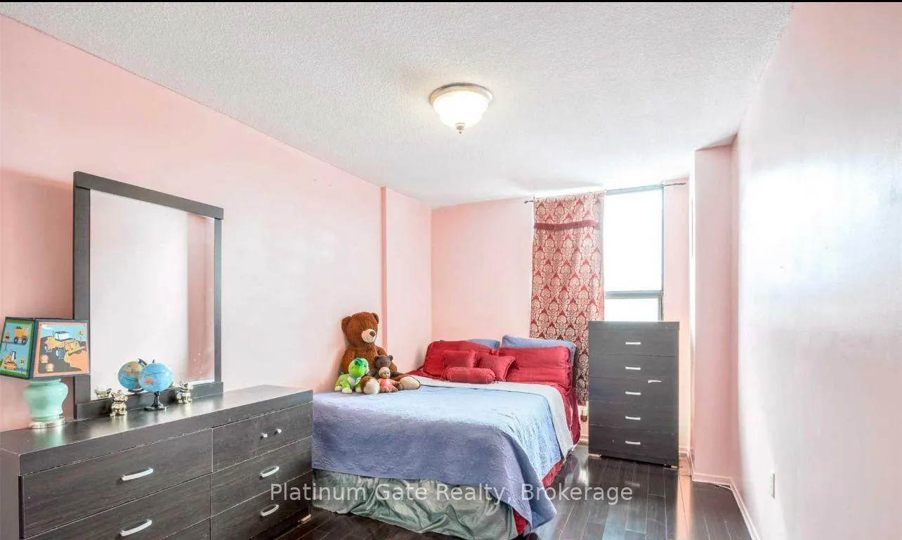 Photo 8 of Unit 1210, 4 Kings Cross Road, Brampton, Queen Street Corridor — HOMEH