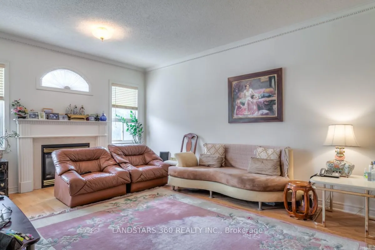 Photo 10 of 343 Castlemore Avenue, Markham, Berczy — HOMEH