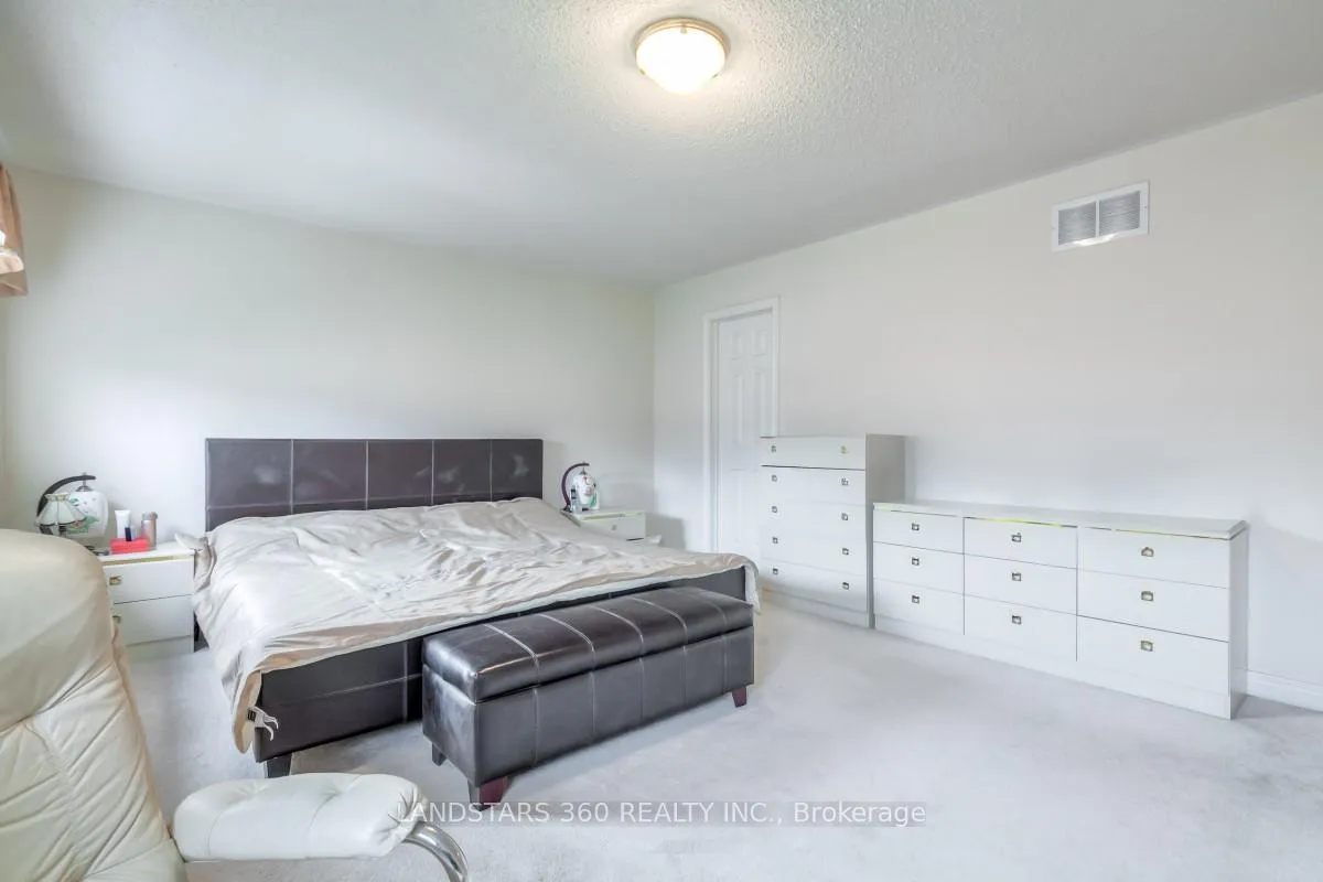 Photo 21 of 343 Castlemore Avenue, Markham, Berczy — HOMEH