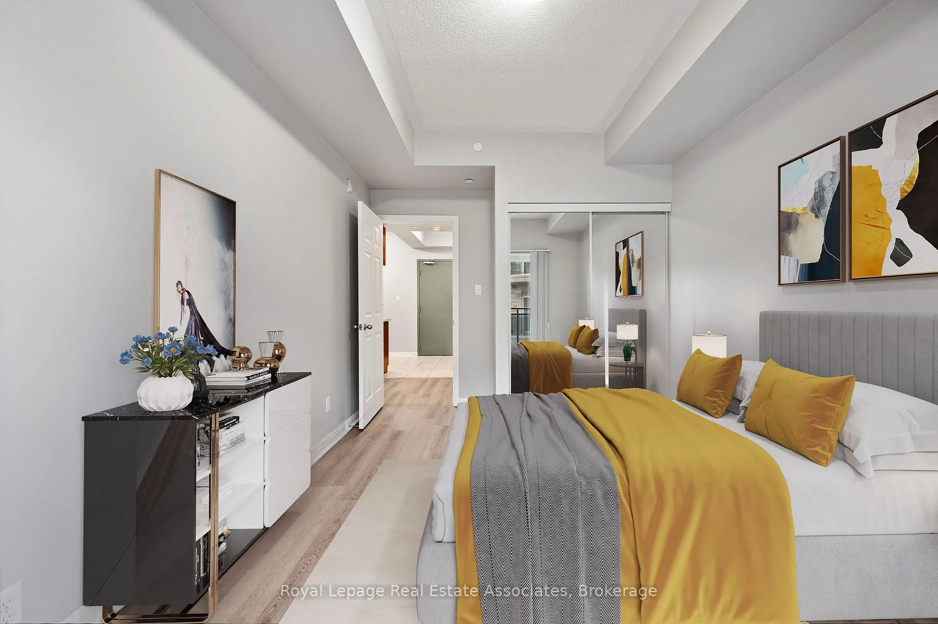 Photo 6 of Unit 304, 3075 Thomas Street, Mississauga, Churchill Meadows — HOMEH