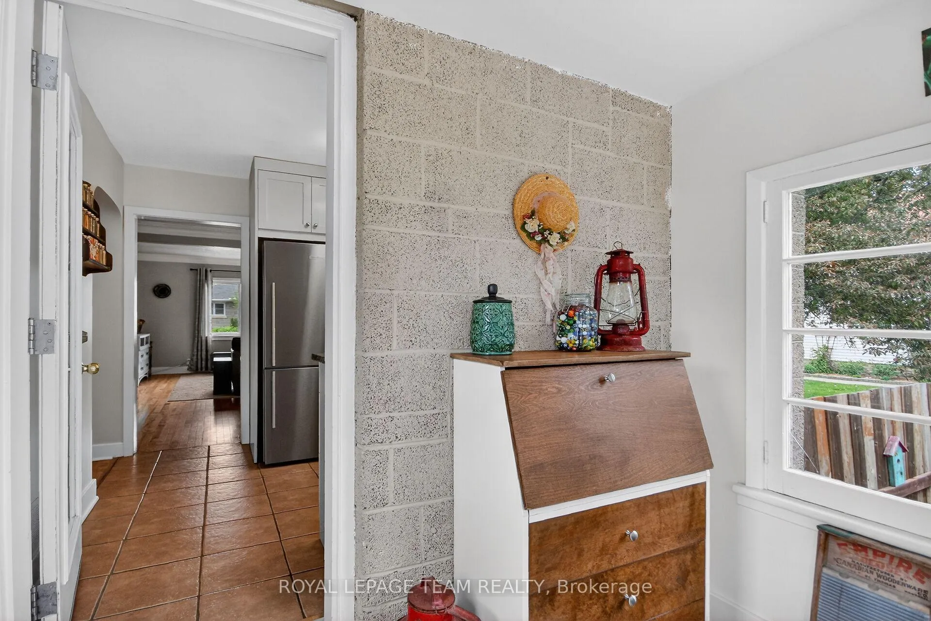 Photo 15 of 94 Strachan Street, Ottawa, Richmond — HOMEH