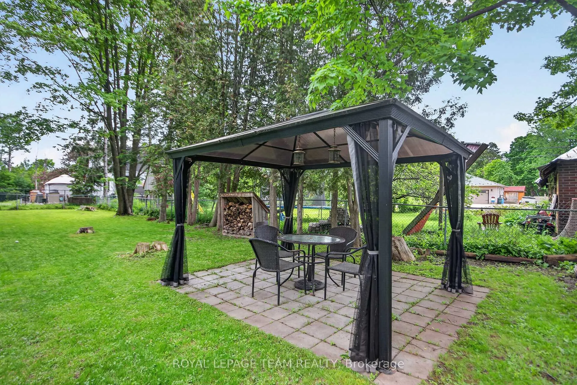 Photo 34 of 94 Strachan Street, Ottawa, Richmond — HOMEH