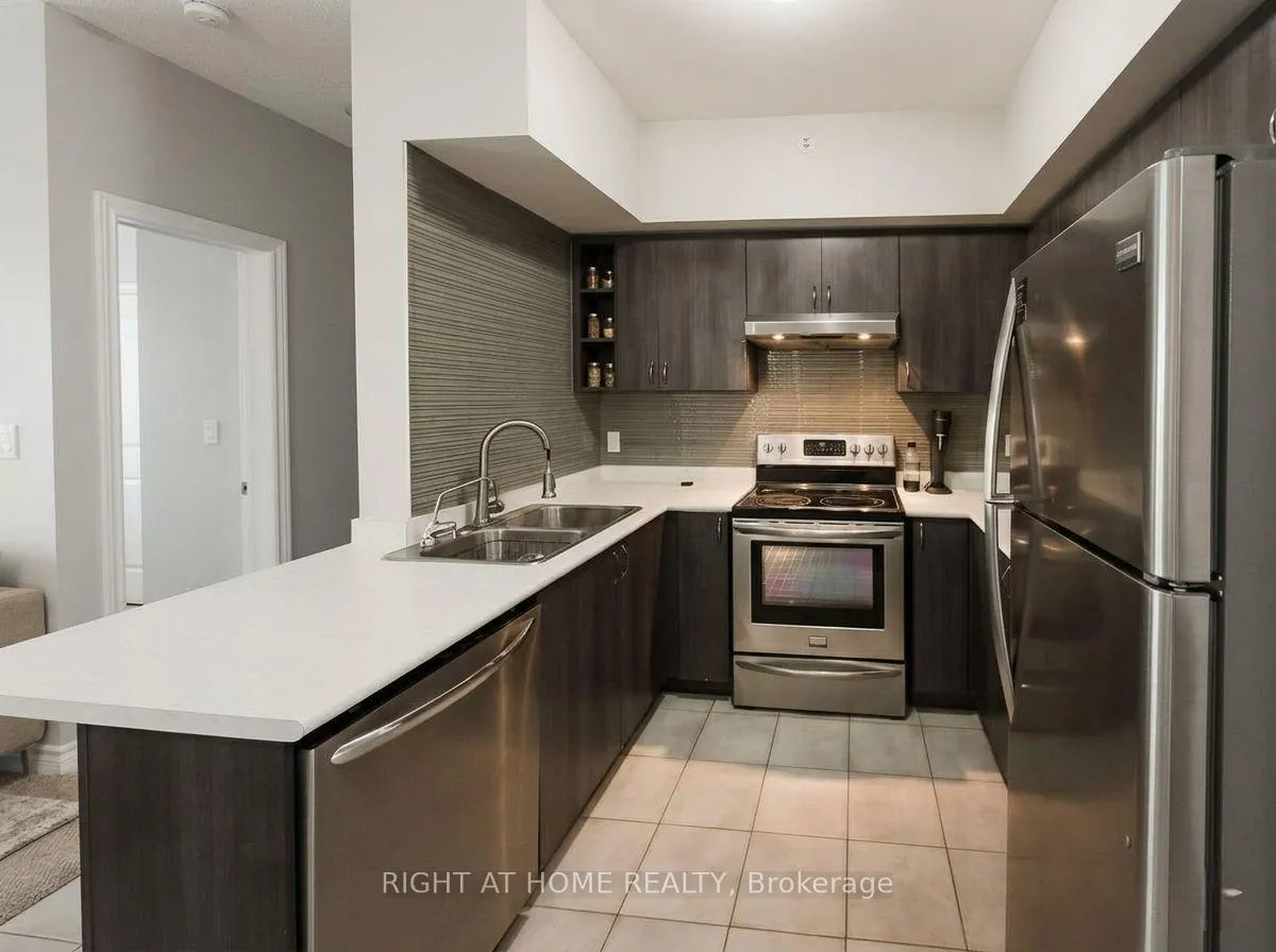 Photo 4 of Unit 305, 44 Ferndale Drive S, Barrie, Ardagh — HOMEH
