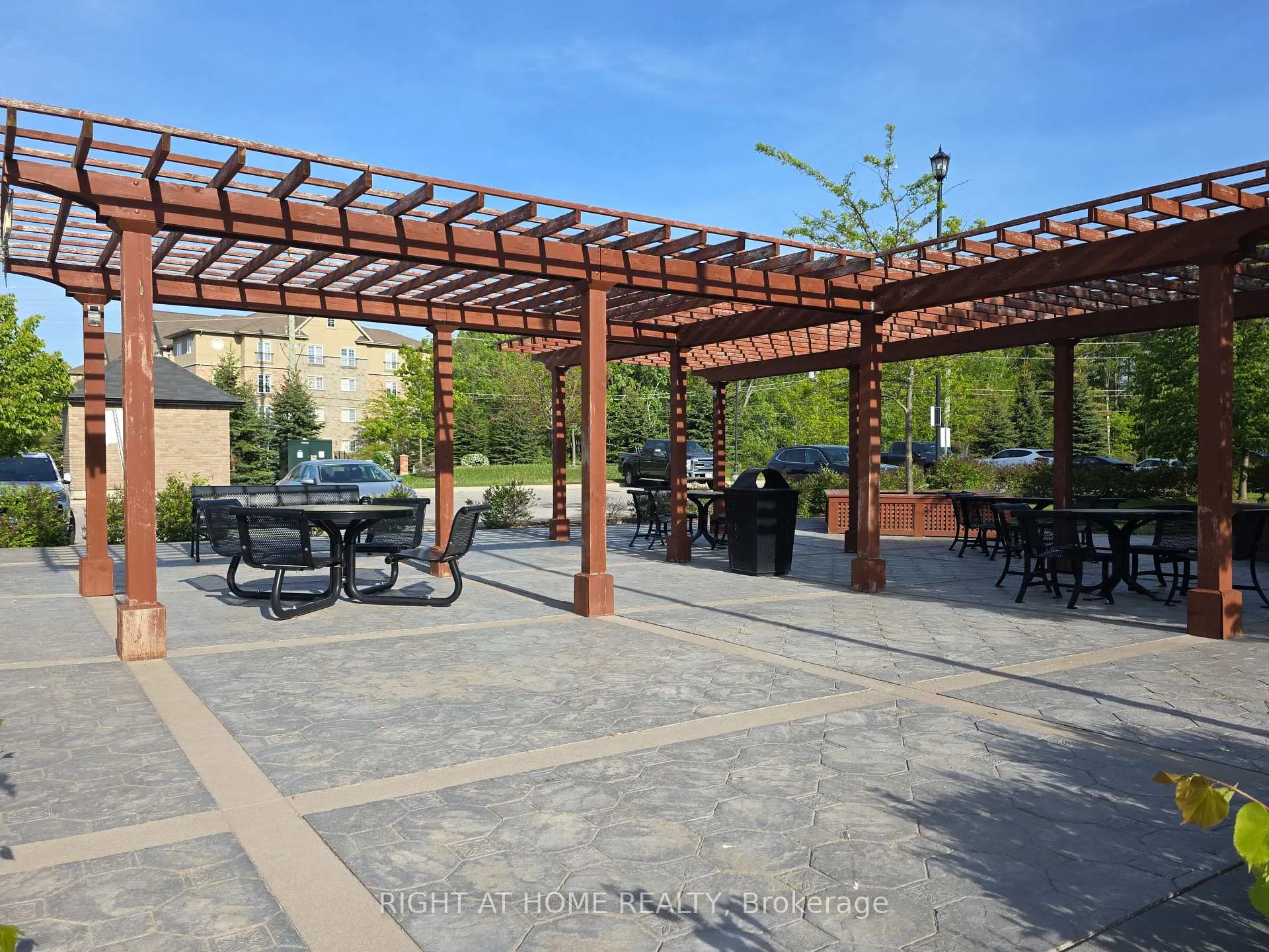Photo 11 of Unit 305, 44 Ferndale Drive S, Barrie, Ardagh — HOMEH