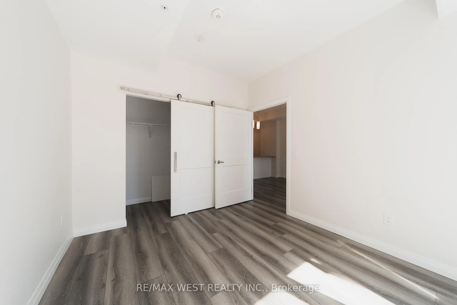 Photo 4 of 108 Garment Street, Kitchener, City Commercial Core — HOMEH