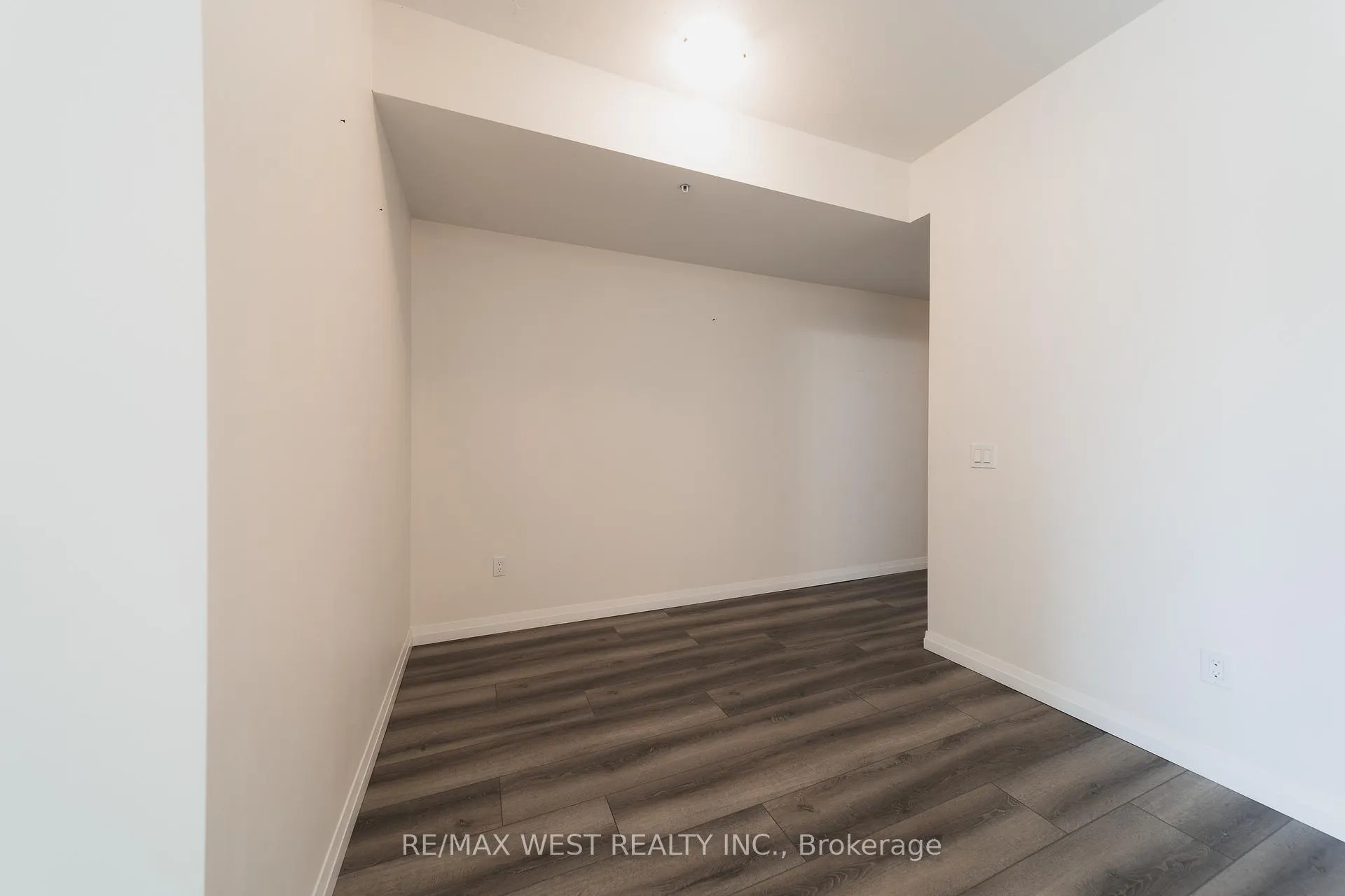 Photo 5 of 108 Garment Street, Kitchener, City Commercial Core — HOMEH