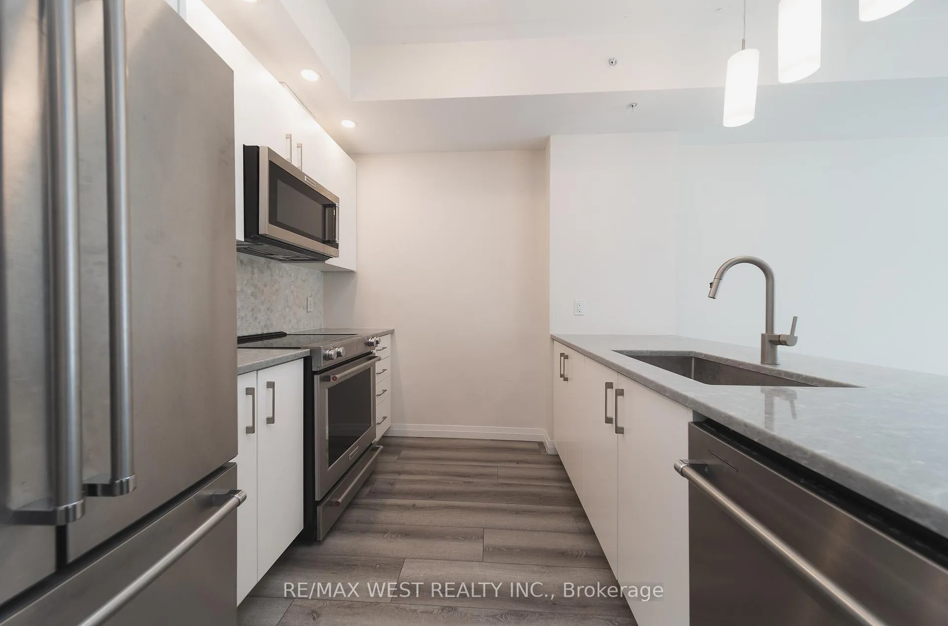 Photo 6 of 108 Garment Street, Kitchener, City Commercial Core — HOMEH