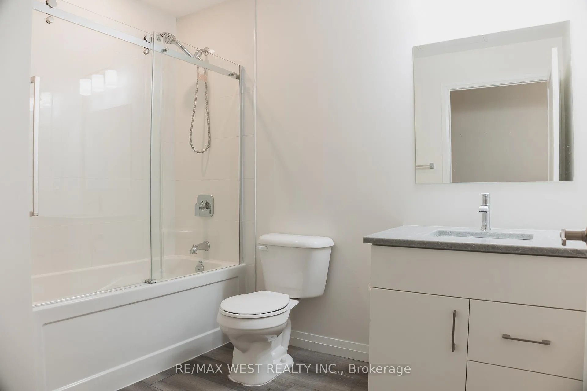 Photo 14 of 108 Garment Street, Kitchener, City Commercial Core — HOMEH