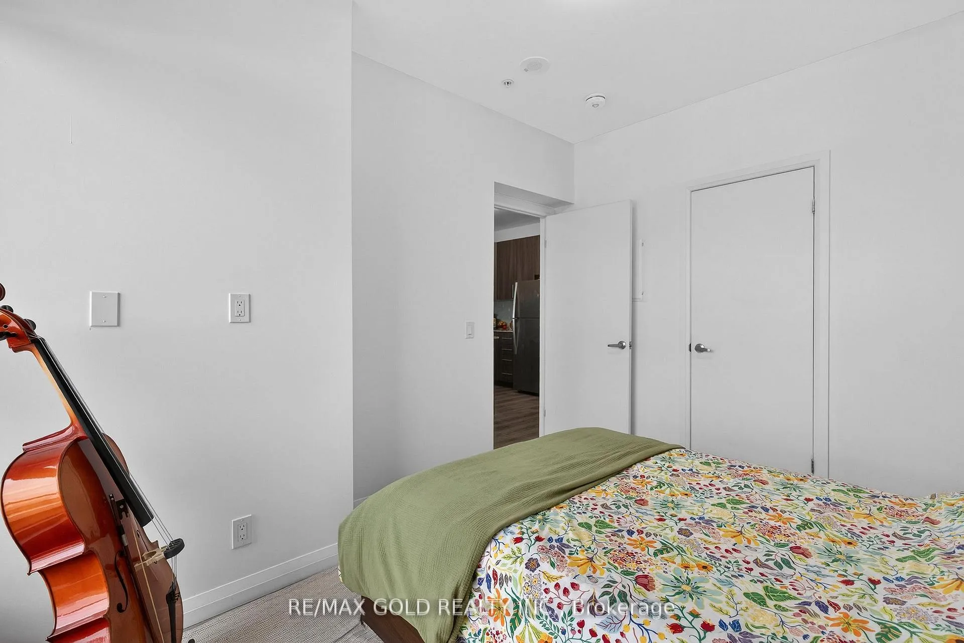 Photo 31 of Unit 1010, 104 Garment Street, Kitchener, Cherry Hill — HOMEH