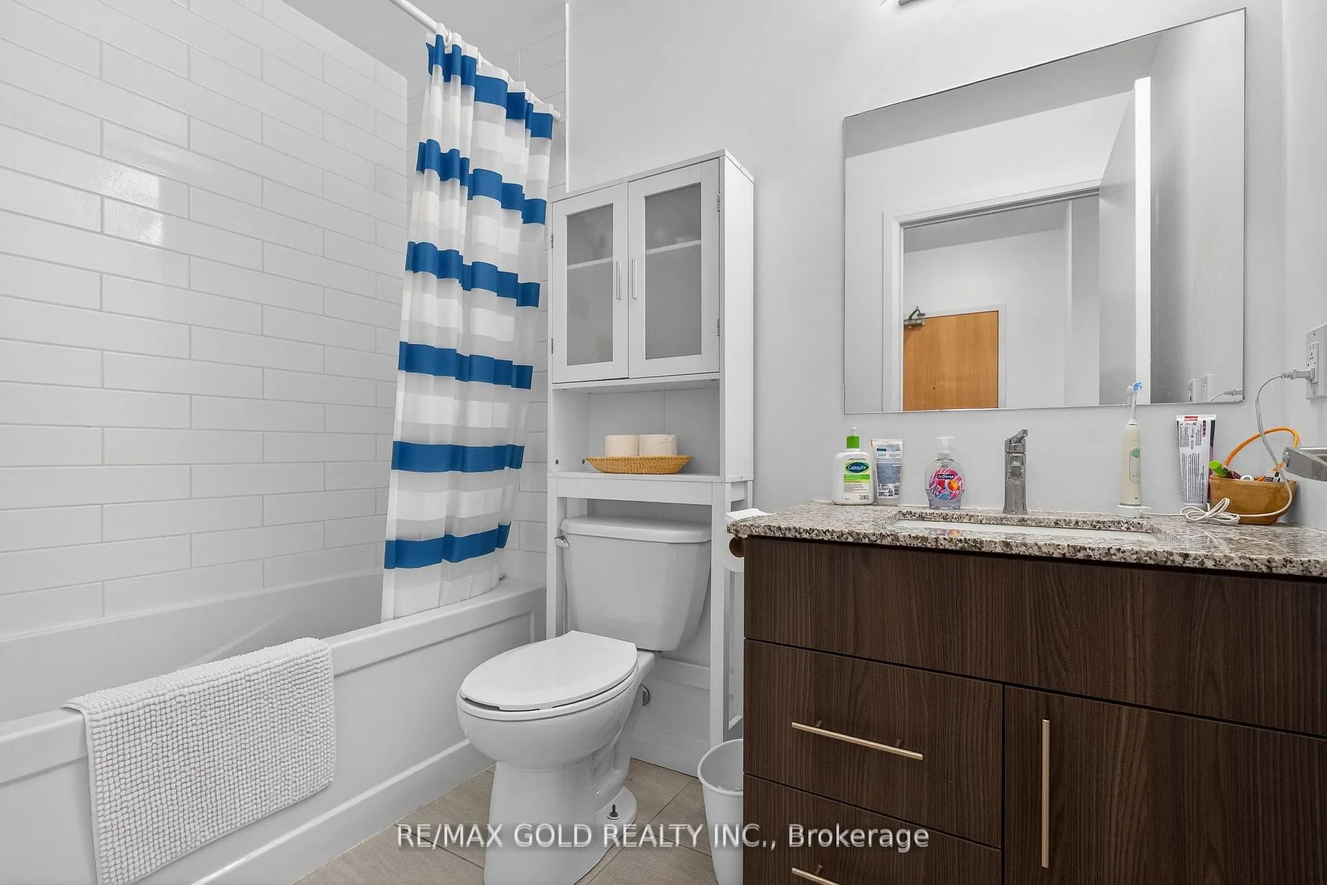 Photo 36 of Unit 1010, 104 Garment Street, Kitchener, Cherry Hill — HOMEH