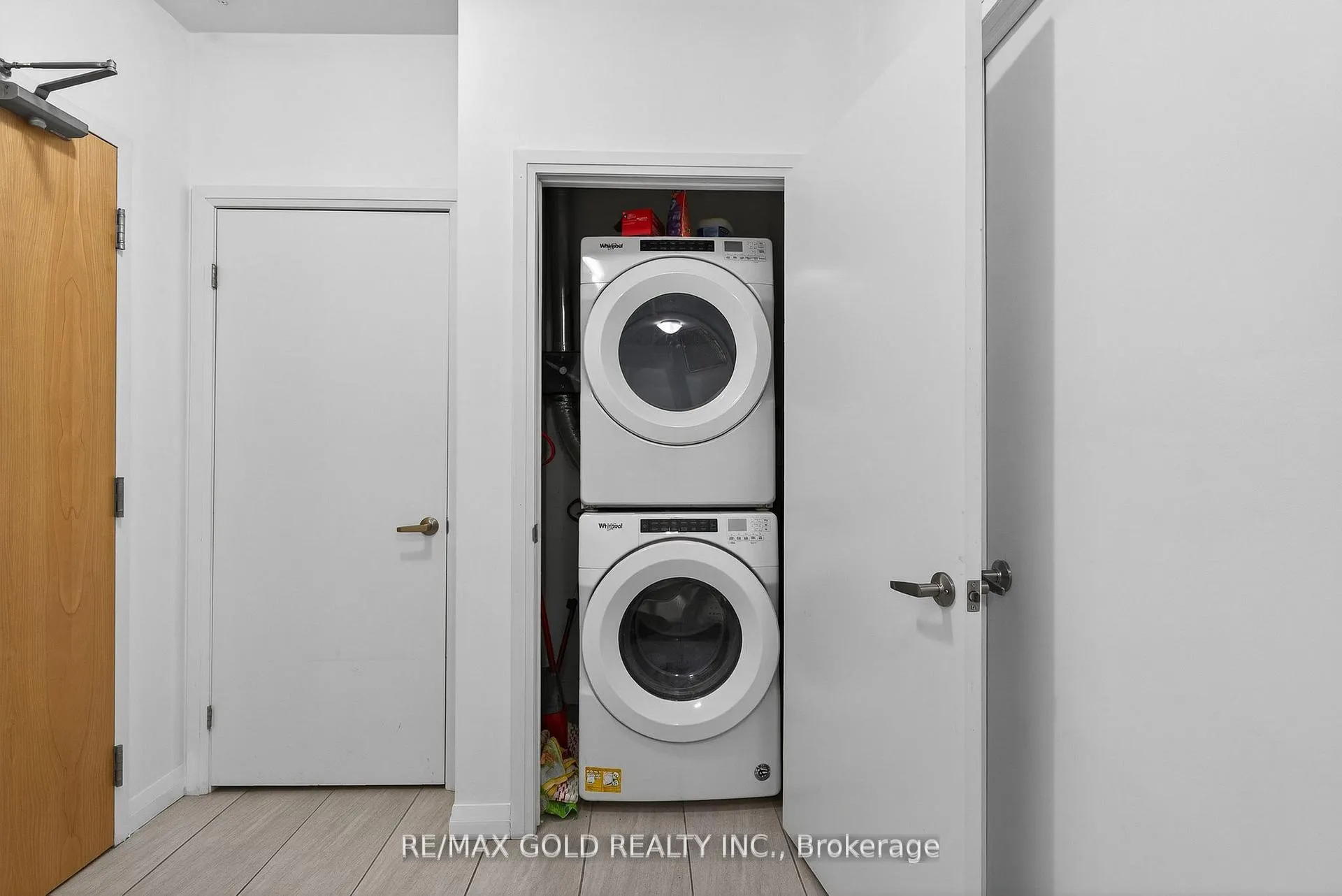 Photo 37 of Unit 1010, 104 Garment Street, Kitchener, Cherry Hill — HOMEH
