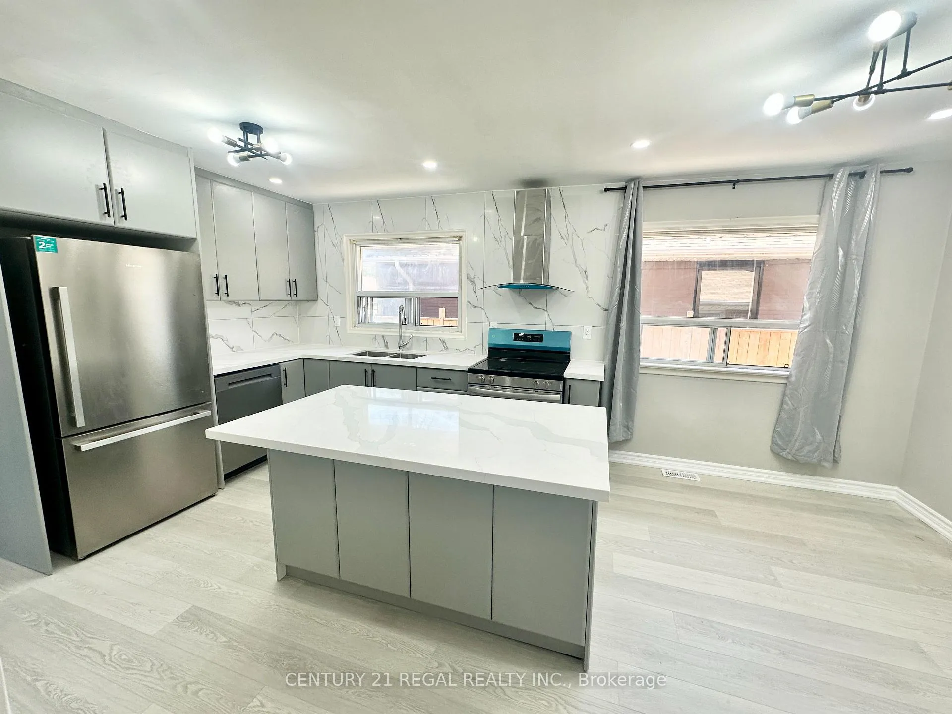 Photo 1 of Unit Main, 14 Reddins Road, Scarborough, Wexford-Maryvale — HOMEH