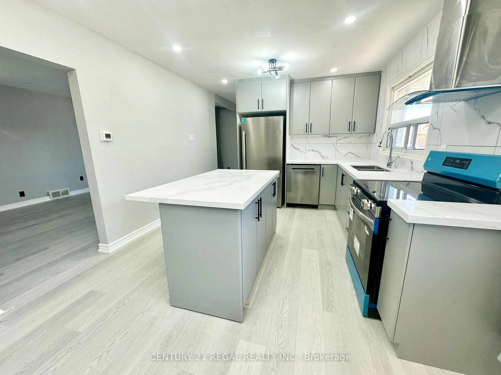 Photo 2 of Unit Main, 14 Reddins Road, Scarborough, Wexford-Maryvale — HOMEH