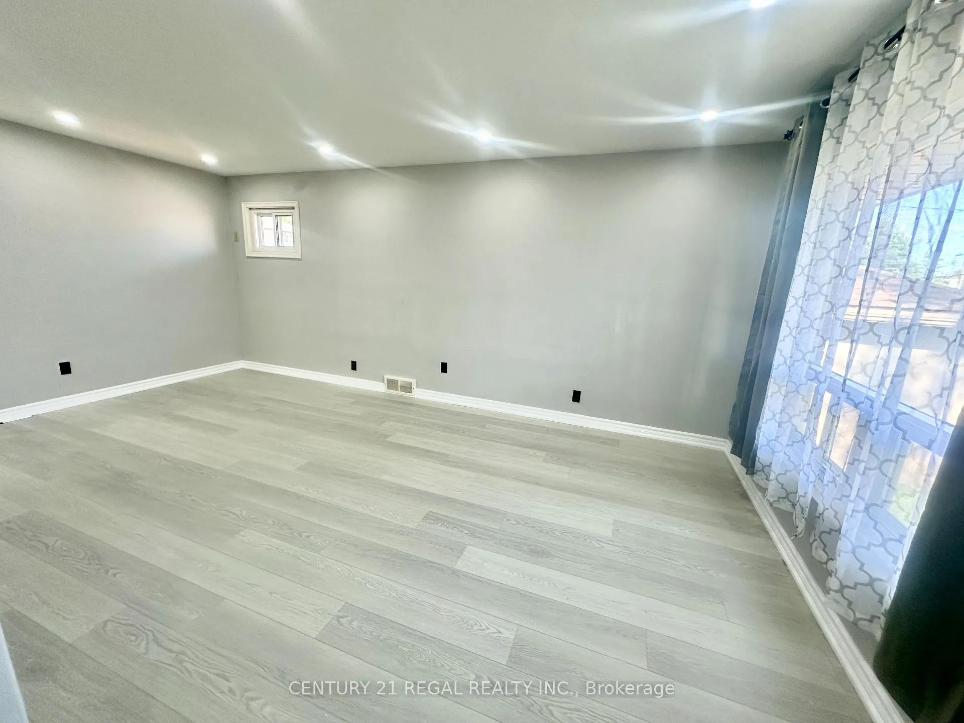 Photo 5 of Unit Main, 14 Reddins Road, Scarborough, Wexford-Maryvale — HOMEH