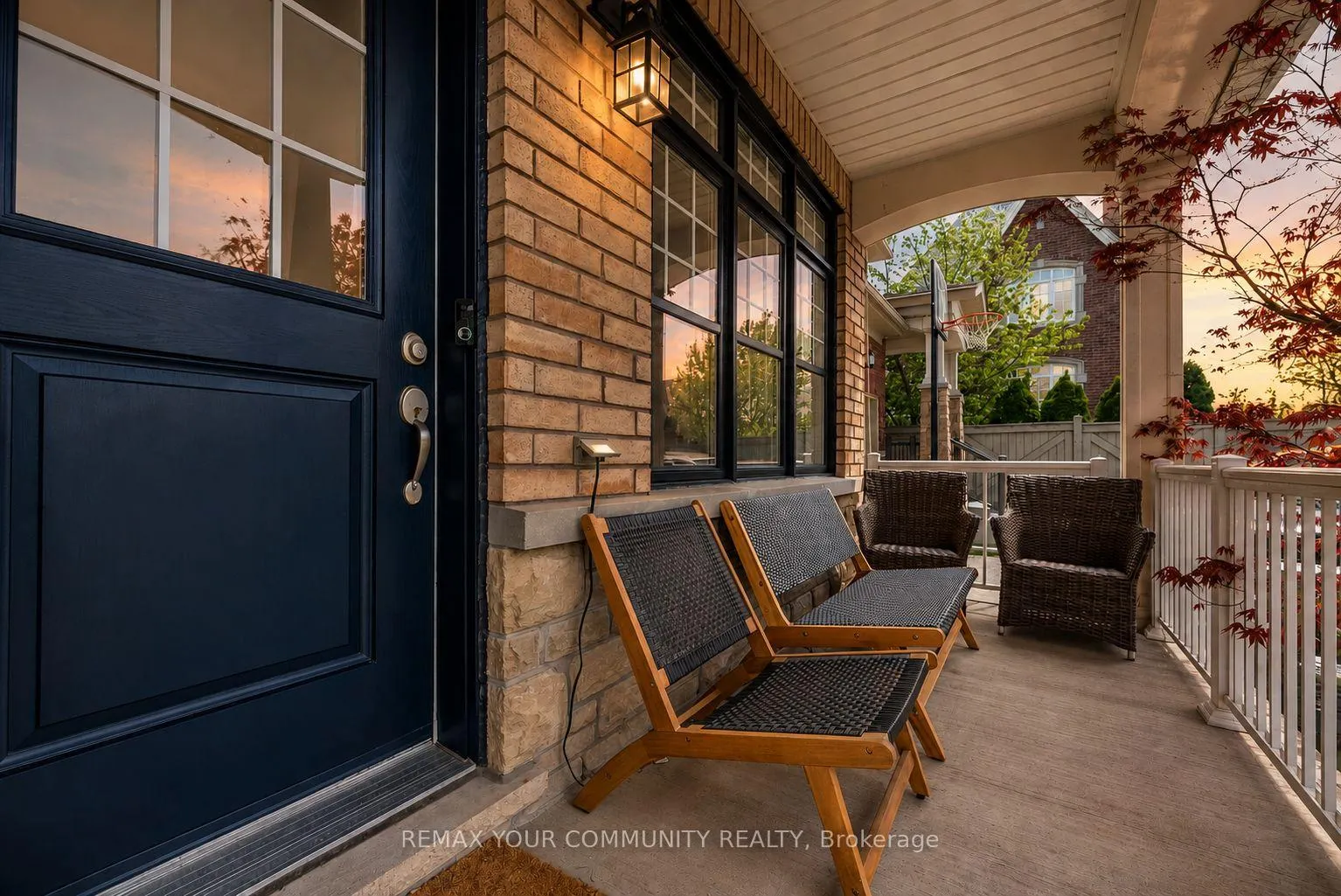 Photo 5 of 95 Alex Campbell Crescent, King, King City — HOMEH