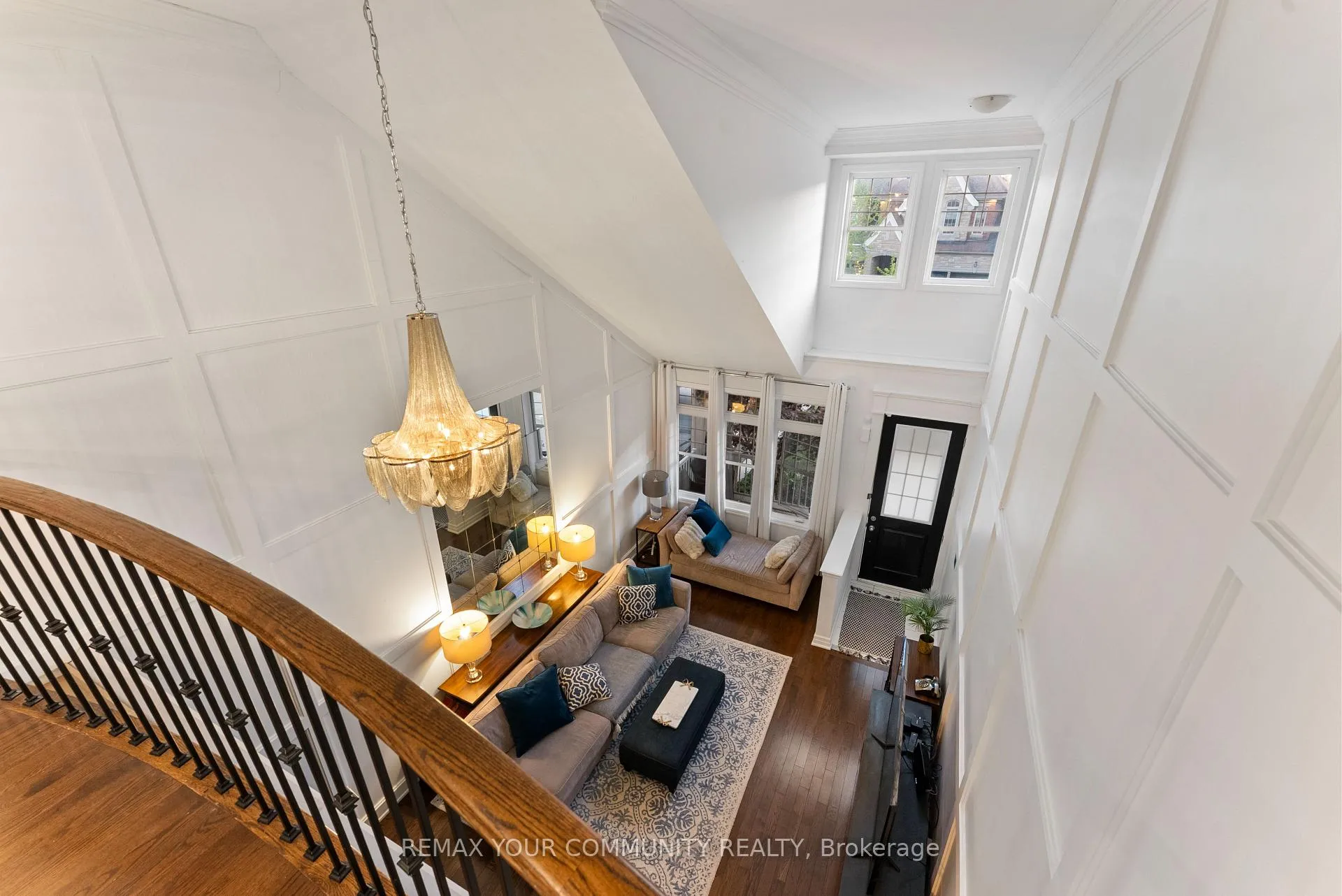 Photo 7 of 95 Alex Campbell Crescent, King, King City — HOMEH