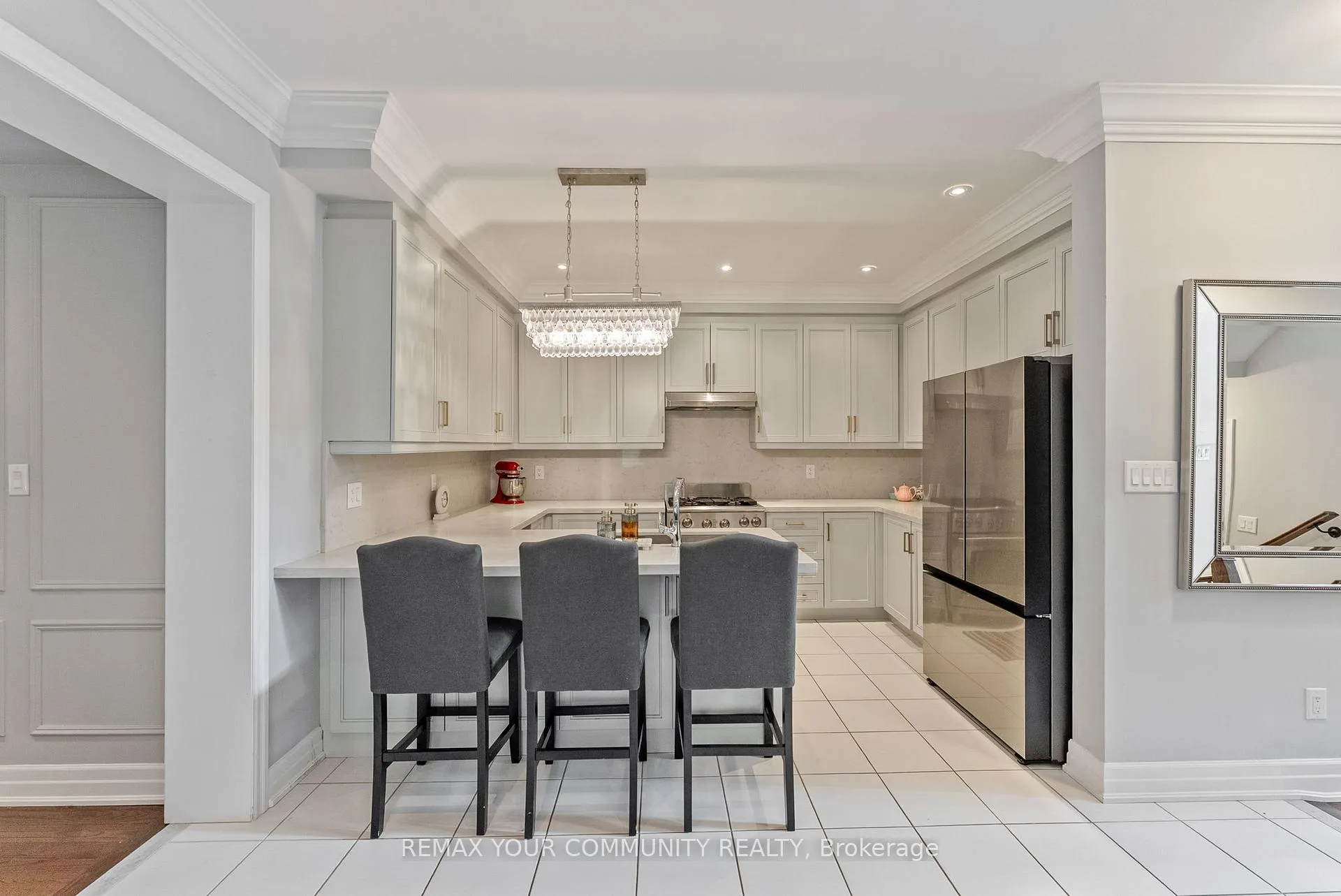 Photo 14 of 95 Alex Campbell Crescent, King, King City — HOMEH