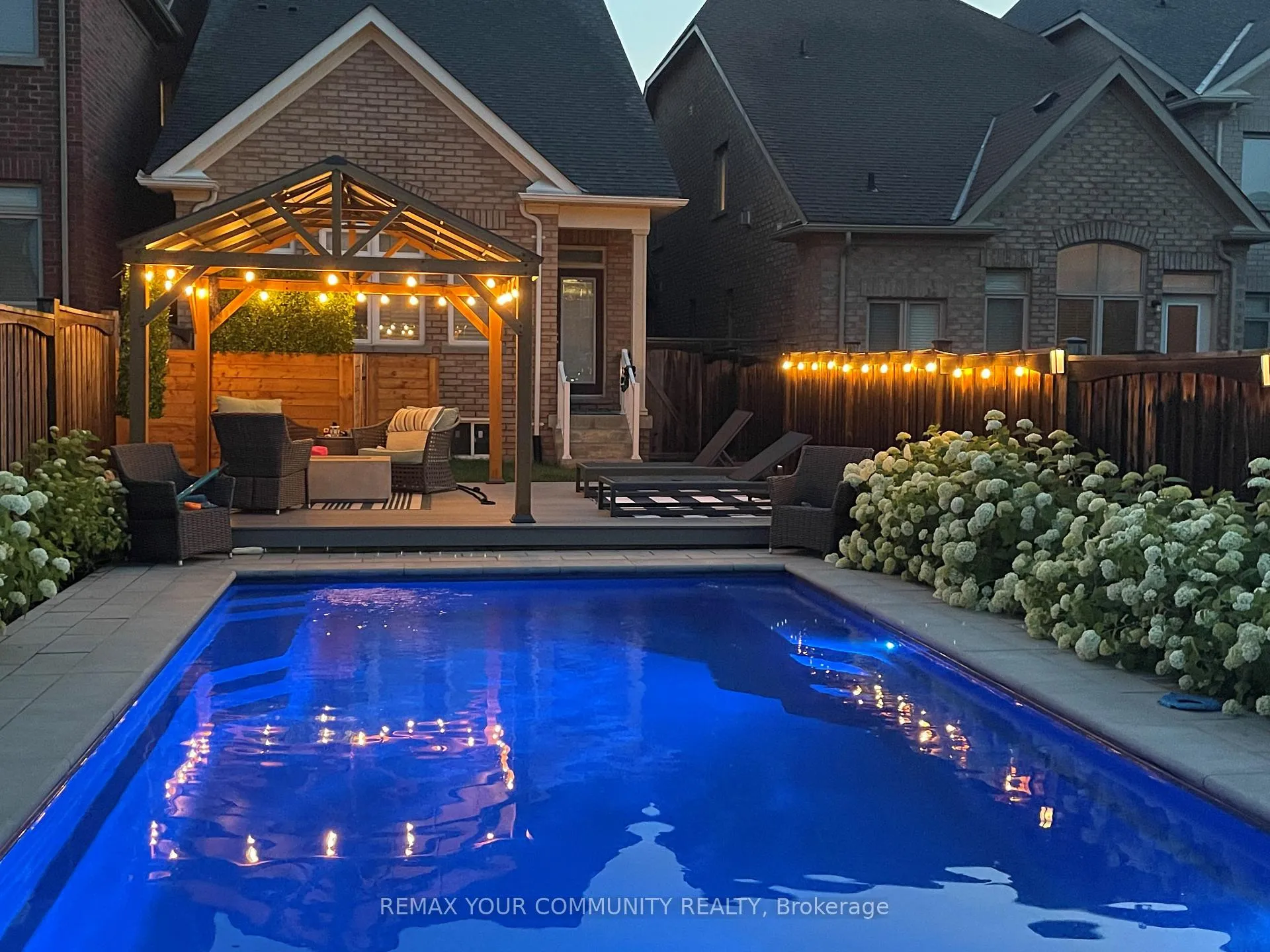 Photo 40 of 95 Alex Campbell Crescent, King, King City — HOMEH