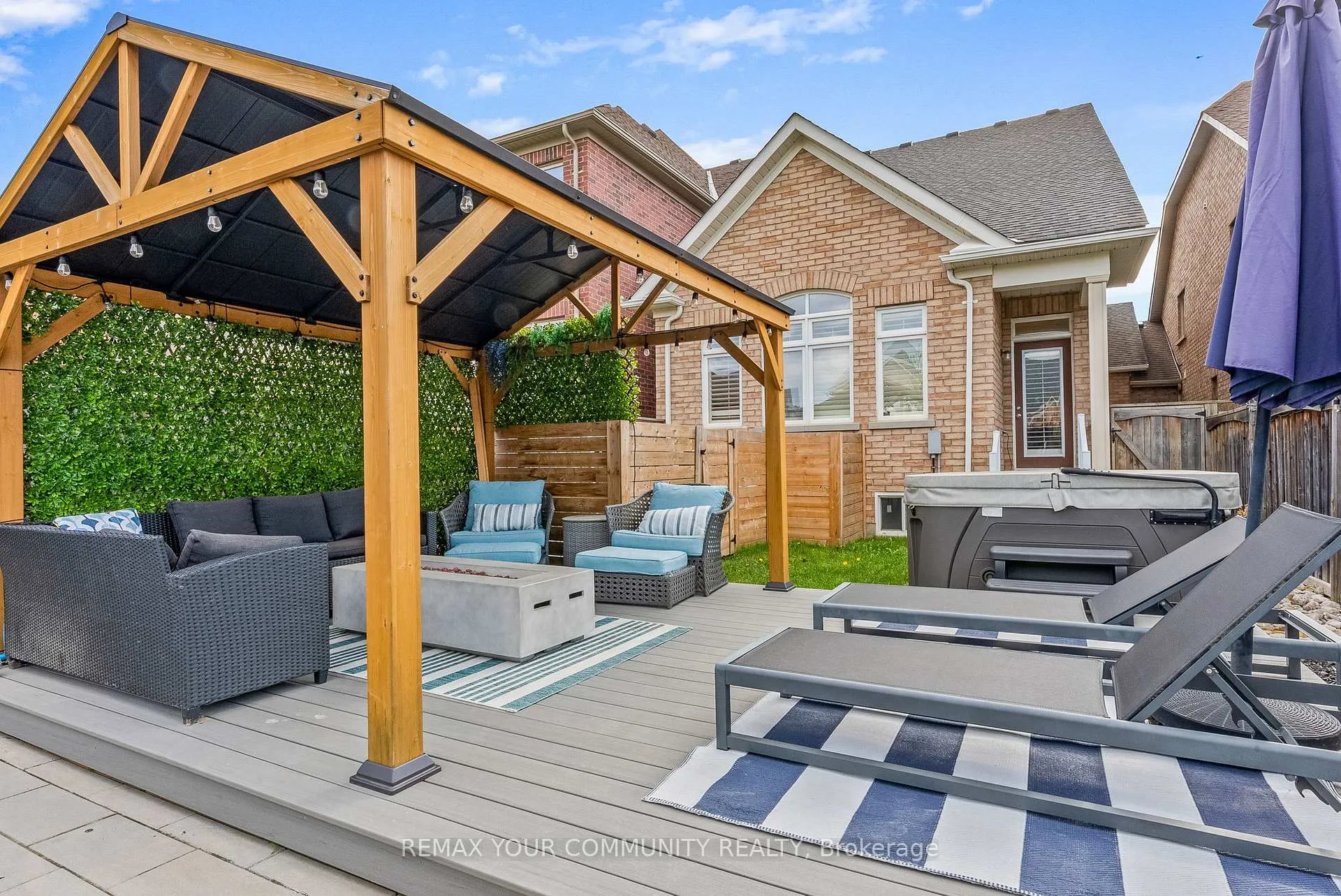 Photo 46 of 95 Alex Campbell Crescent, King, King City — HOMEH