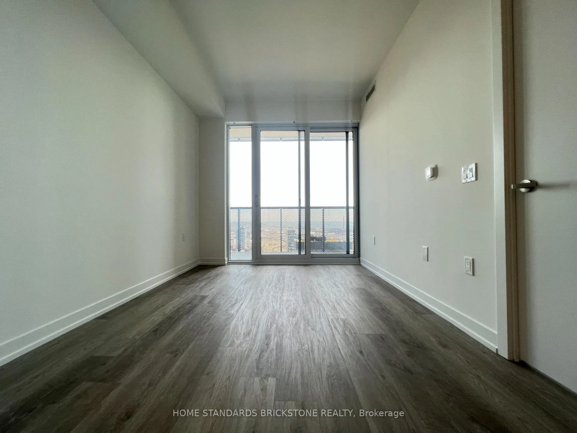 Photo 6 of Unit 6307, 55 Cooper Street, Toronto, Waterfront Communities — HOMEH