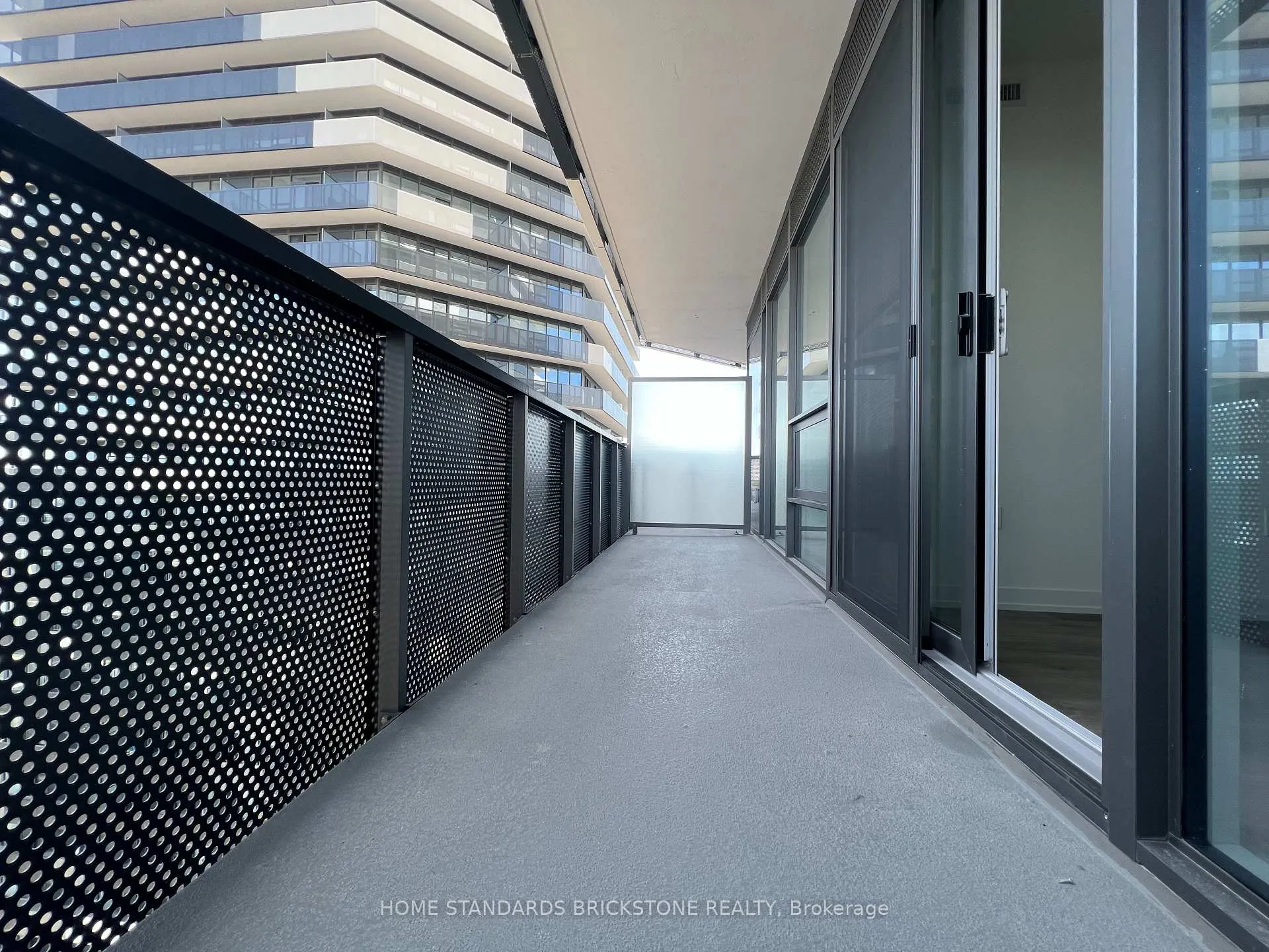 Photo 9 of Unit 6307, 55 Cooper Street, Toronto, Waterfront Communities — HOMEH