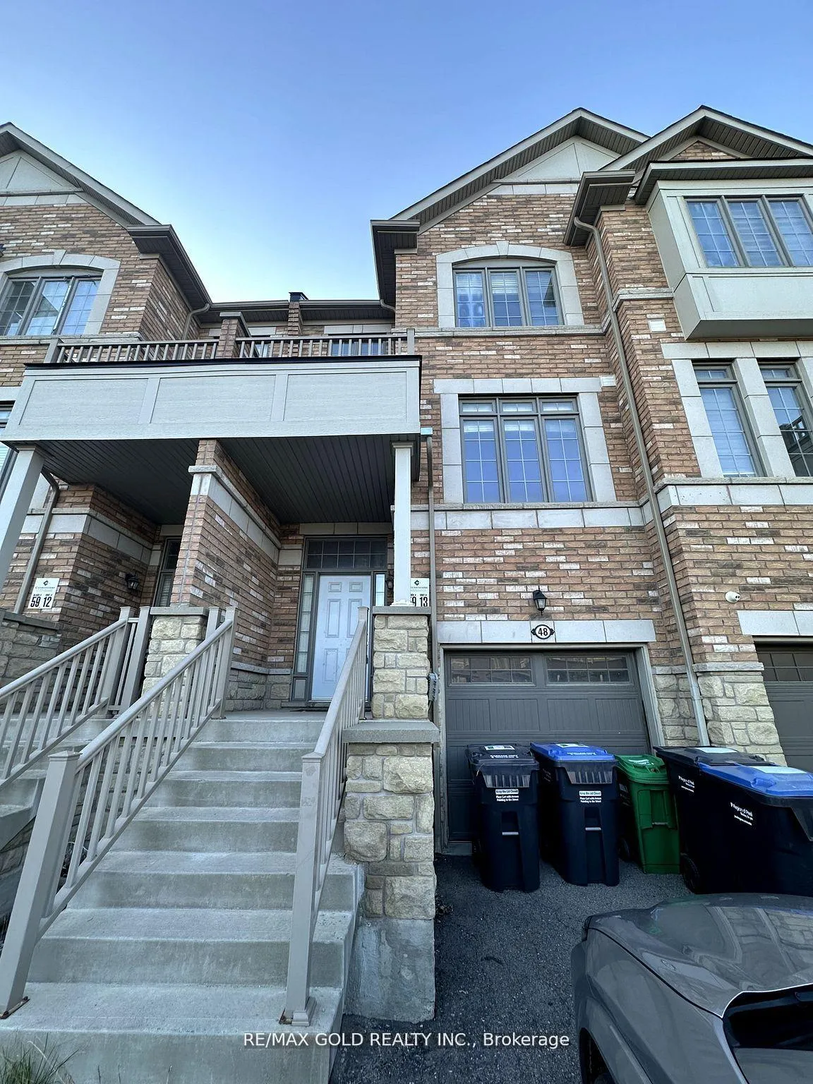 Photo 2 of 48 Agava Crescent, Brampton, Northwest Brampton — HOMEH