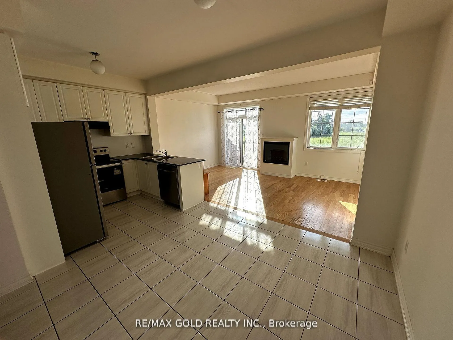Photo 15 of 48 Agava Crescent, Brampton, Northwest Brampton — HOMEH