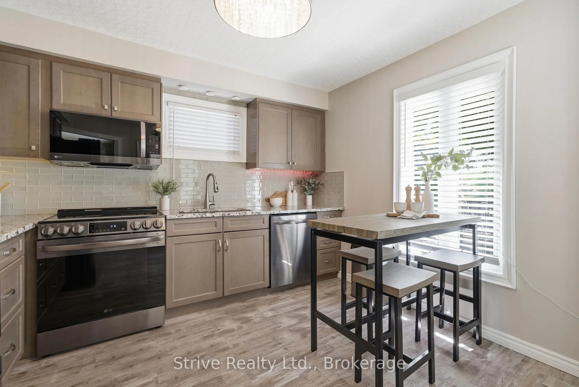 Photo 10 of 73 Ballantine Street, Cobourg — HOMEH