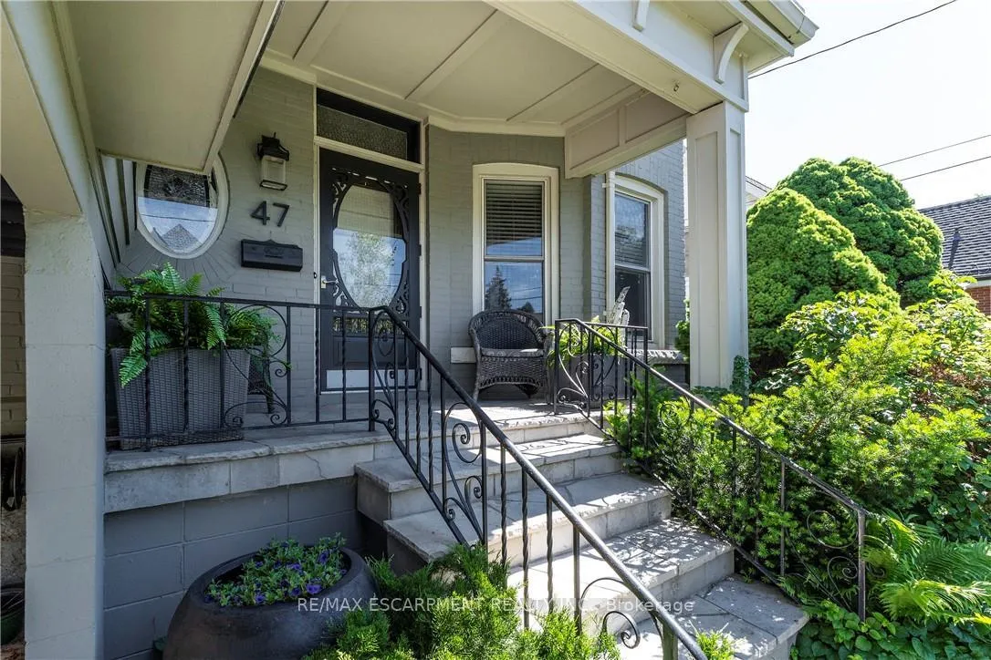 Photo 6 of 47 Mountain Park Avenue, Hamilton, Centremount — HOMEH