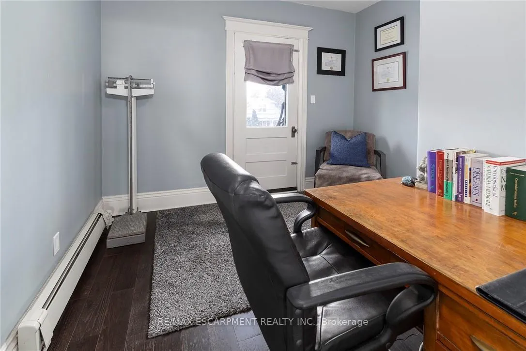 Photo 21 of 47 Mountain Park Avenue, Hamilton, Centremount — HOMEH