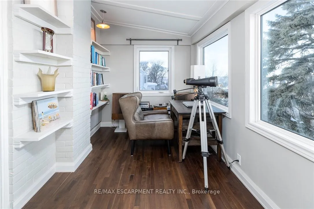 Photo 23 of 47 Mountain Park Avenue, Hamilton, Centremount — HOMEH