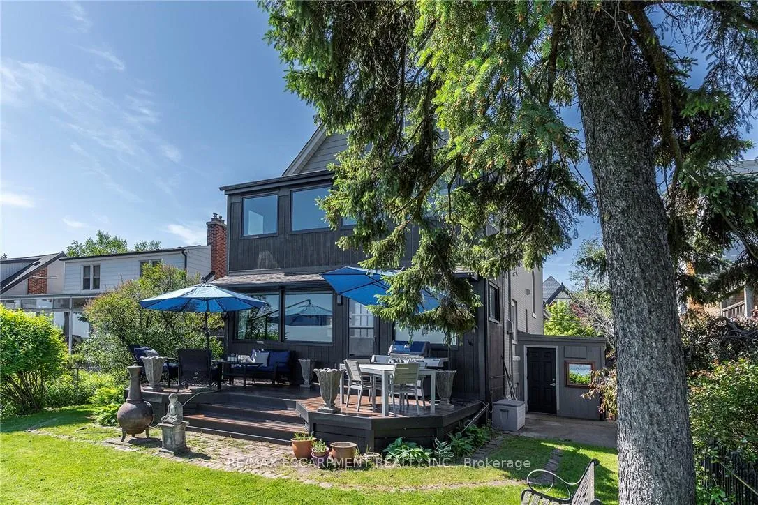 Photo 34 of 47 Mountain Park Avenue, Hamilton, Centremount — HOMEH
