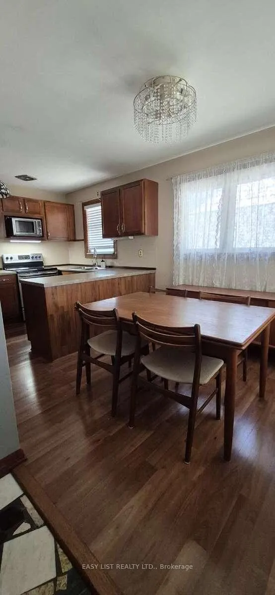 Photo 7 of 2371 Alexis Road, Windsor — HOMEH