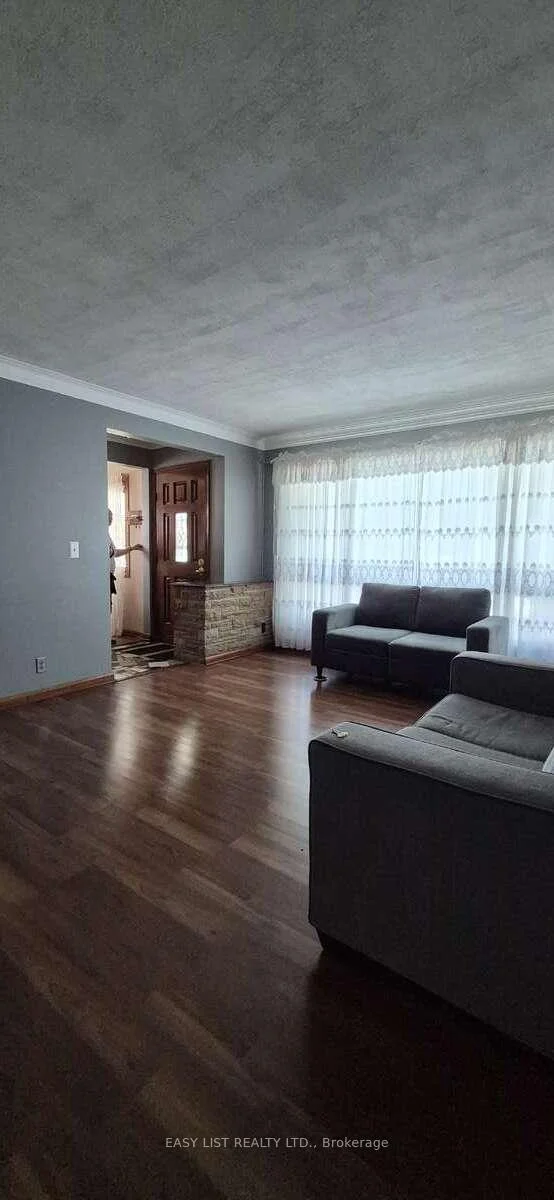 Photo 26 of 2371 Alexis Road, Windsor — HOMEH