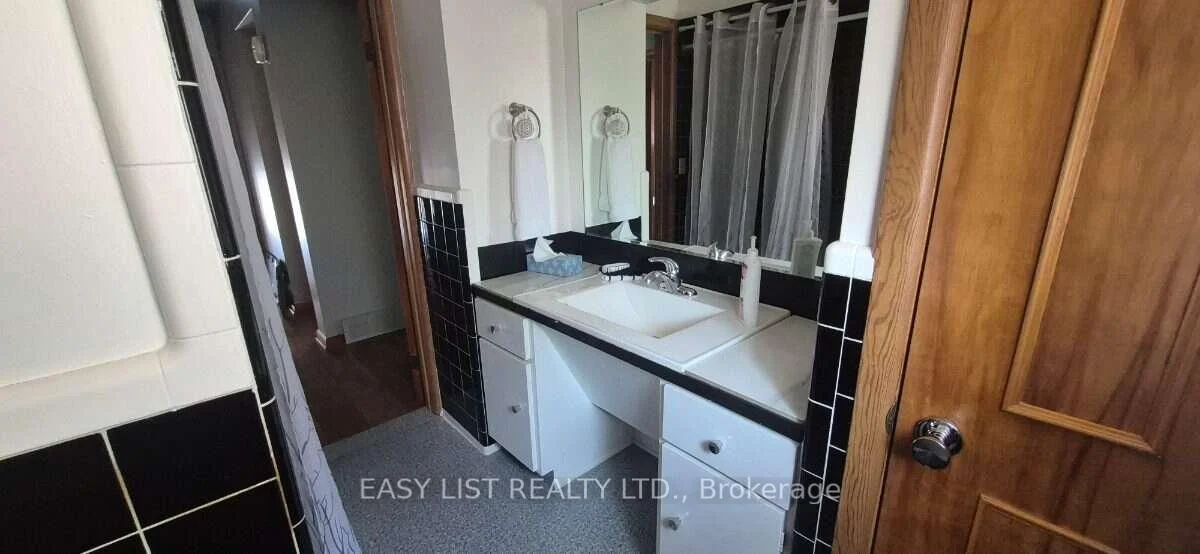 Photo 46 of 2371 Alexis Road, Windsor — HOMEH
