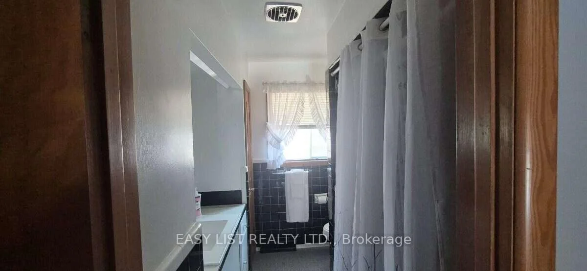 Photo 48 of 2371 Alexis Road, Windsor — HOMEH