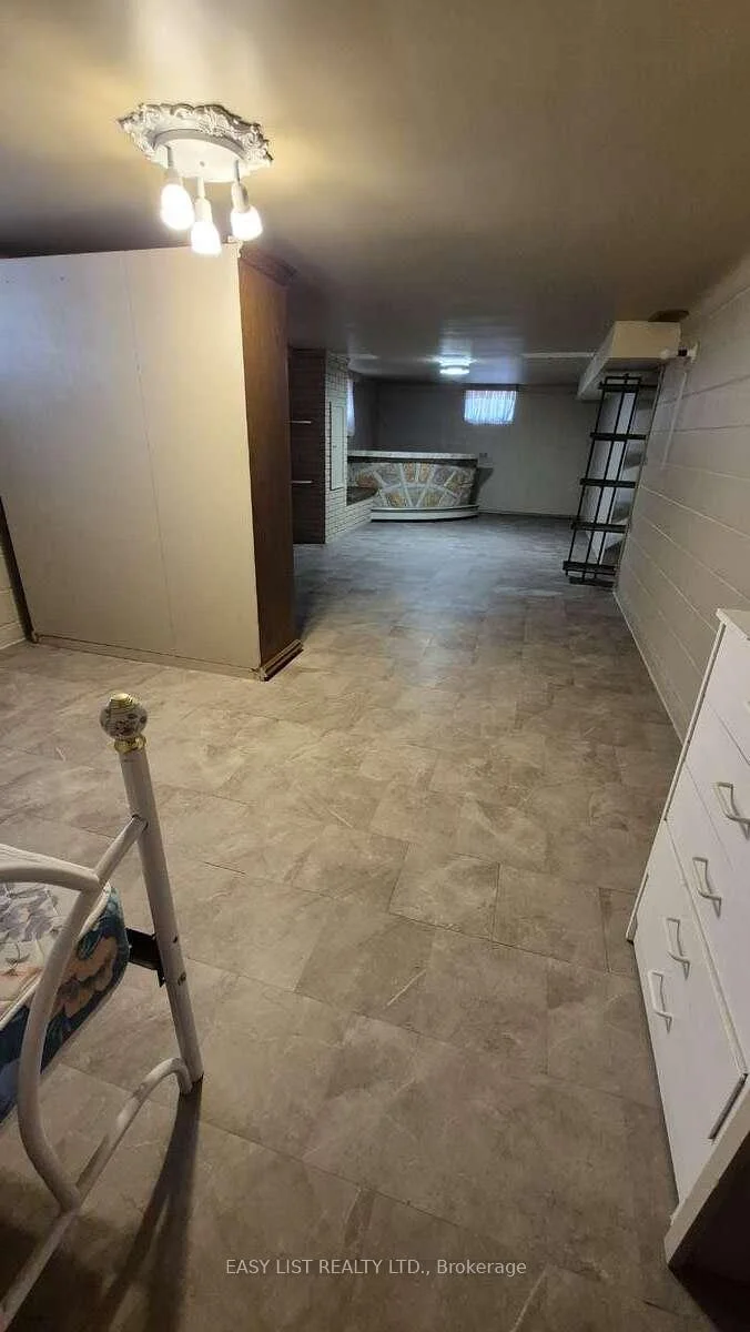 Photo 58 of 2371 Alexis Road, Windsor — HOMEH