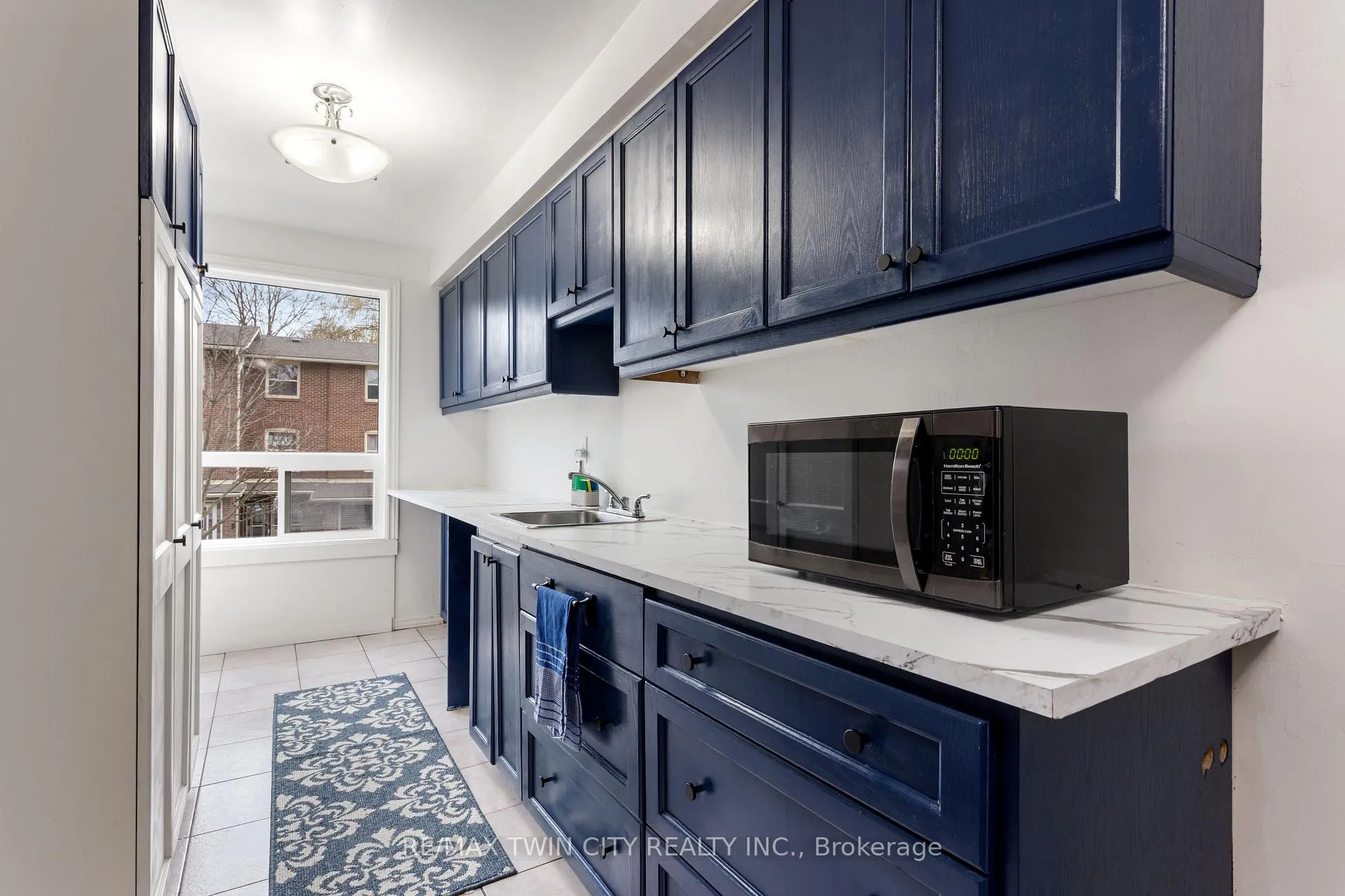 Photo 9 of 7 Eden Park Drive, Brampton, Southgate — HOMEH