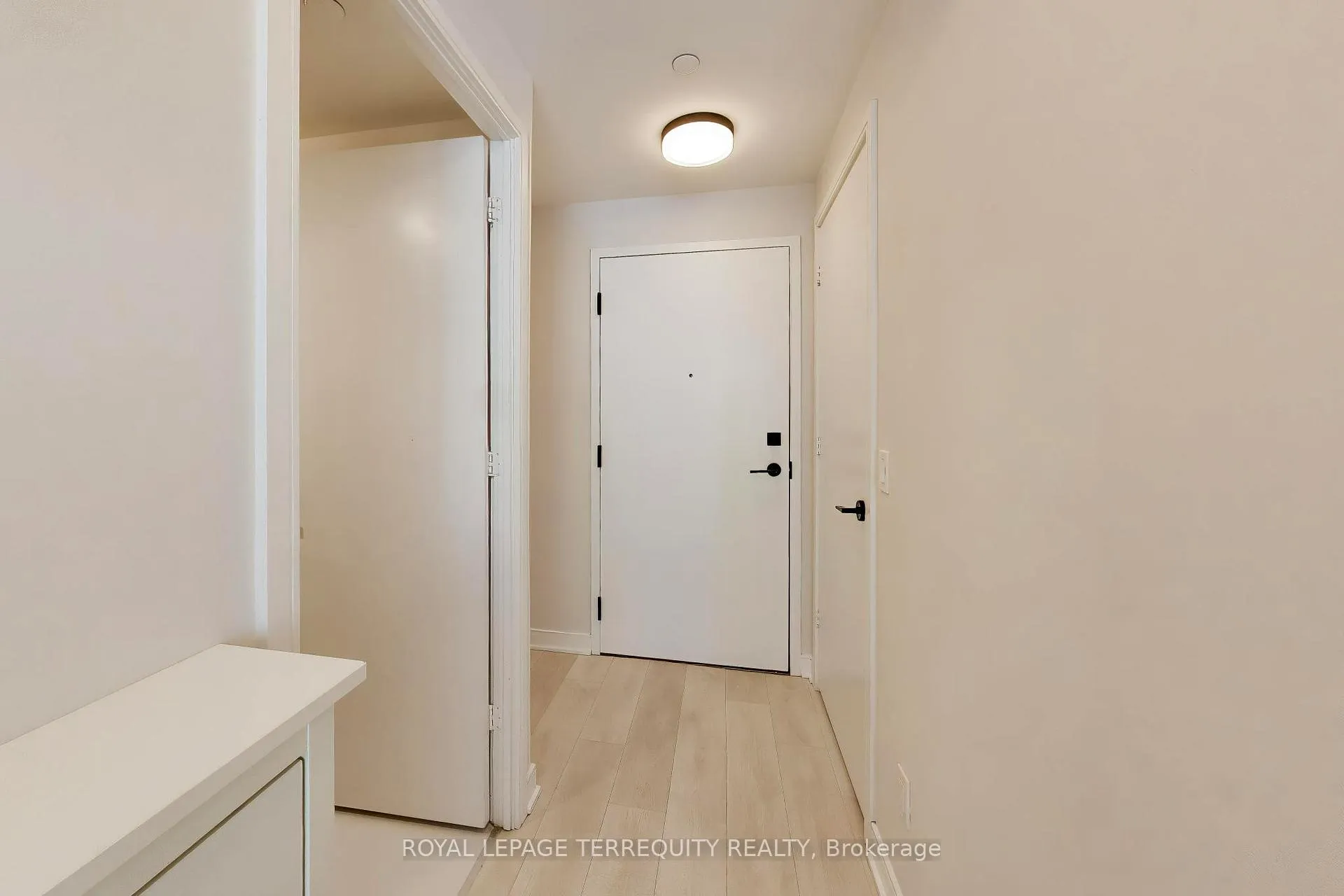Photo 8 of Unit S132, 180 Mill Street, Toronto, Waterfront Communities — HOMEH