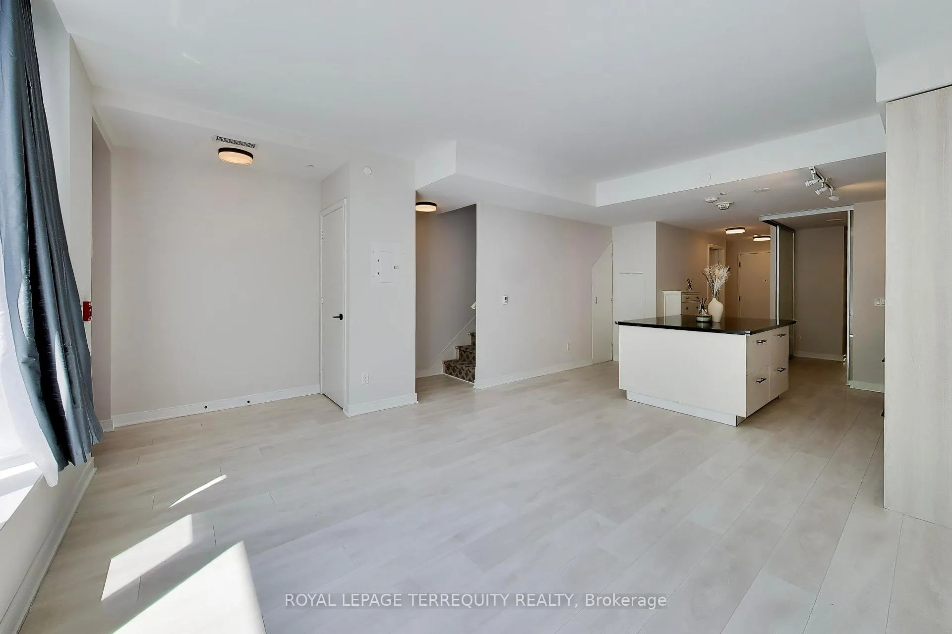 Photo 10 of Unit S132, 180 Mill Street, Toronto, Waterfront Communities — HOMEH
