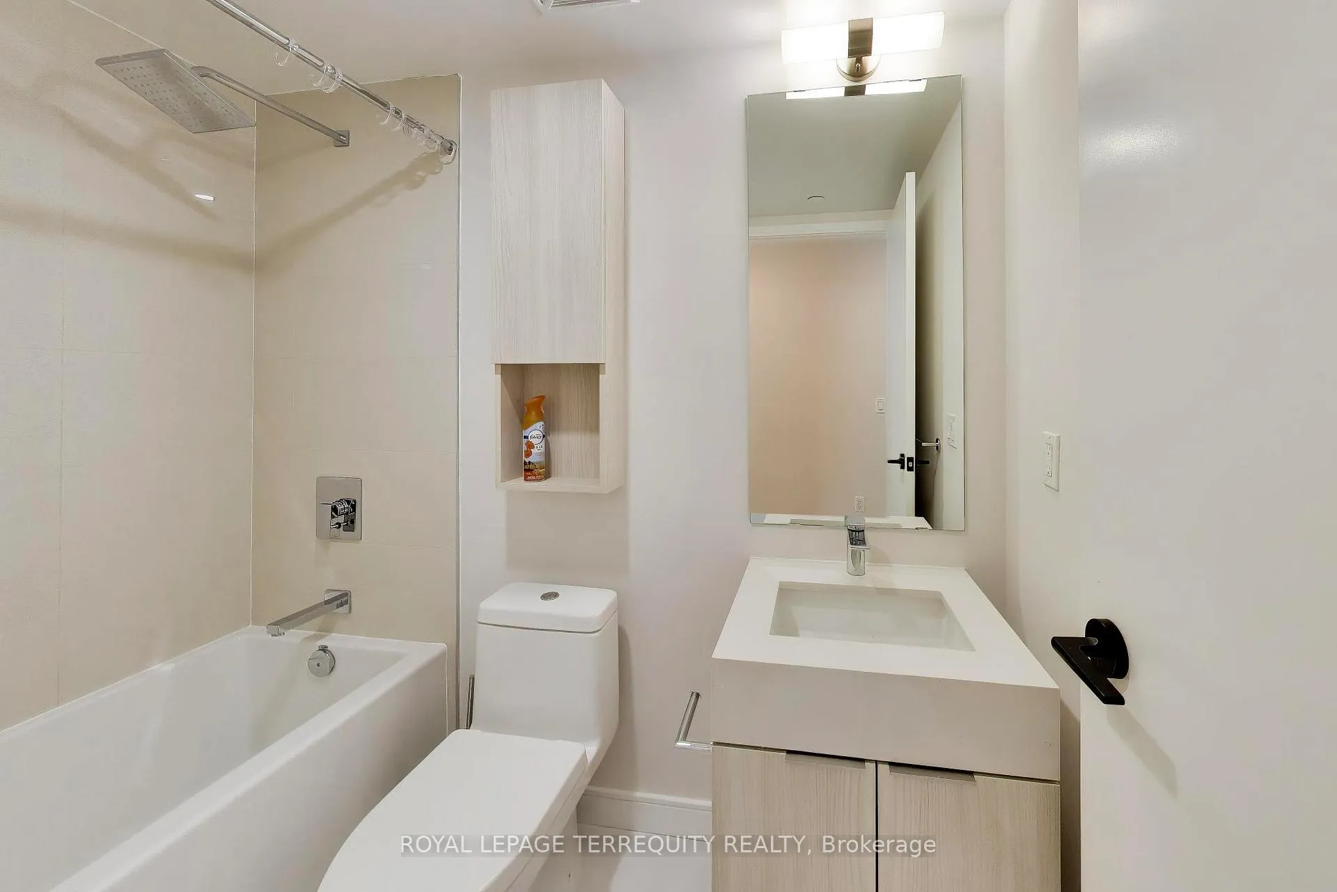 Photo 21 of Unit S132, 180 Mill Street, Toronto, Waterfront Communities — HOMEH