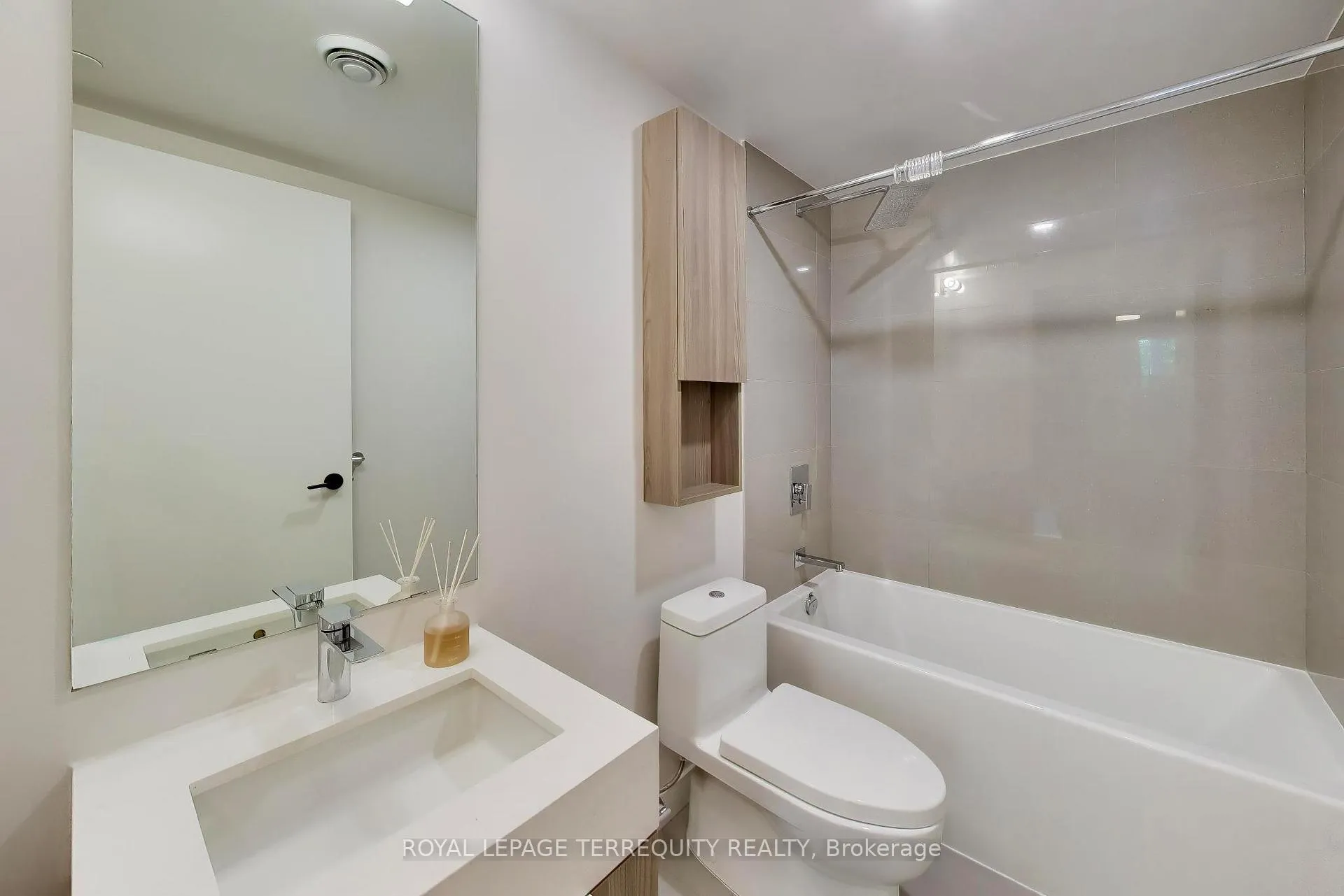Photo 22 of Unit S132, 180 Mill Street, Toronto, Waterfront Communities — HOMEH