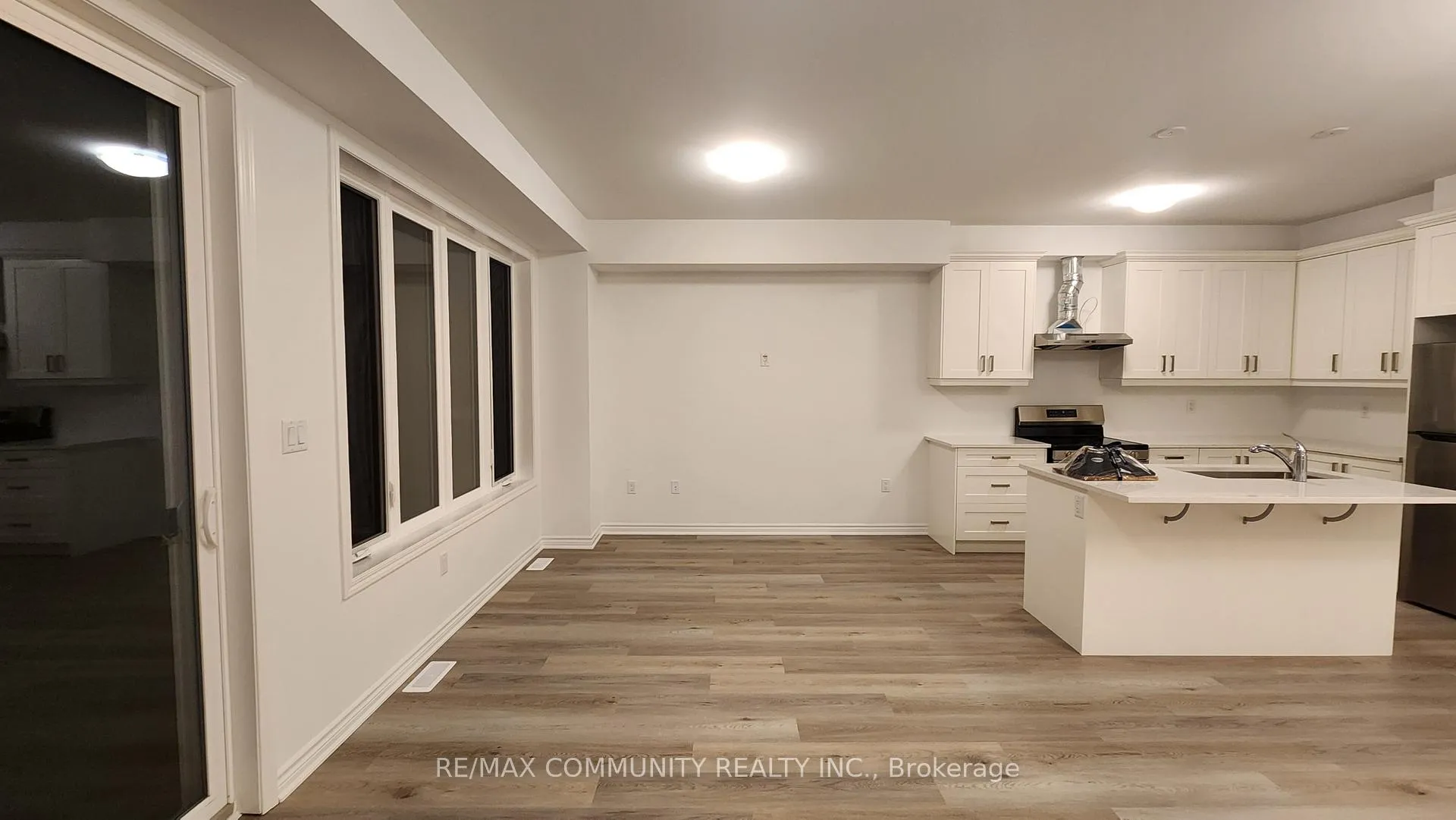 Photo 10 of 1766 Mineral Spgs Way, Pickering, Rural Pickering — HOMEH